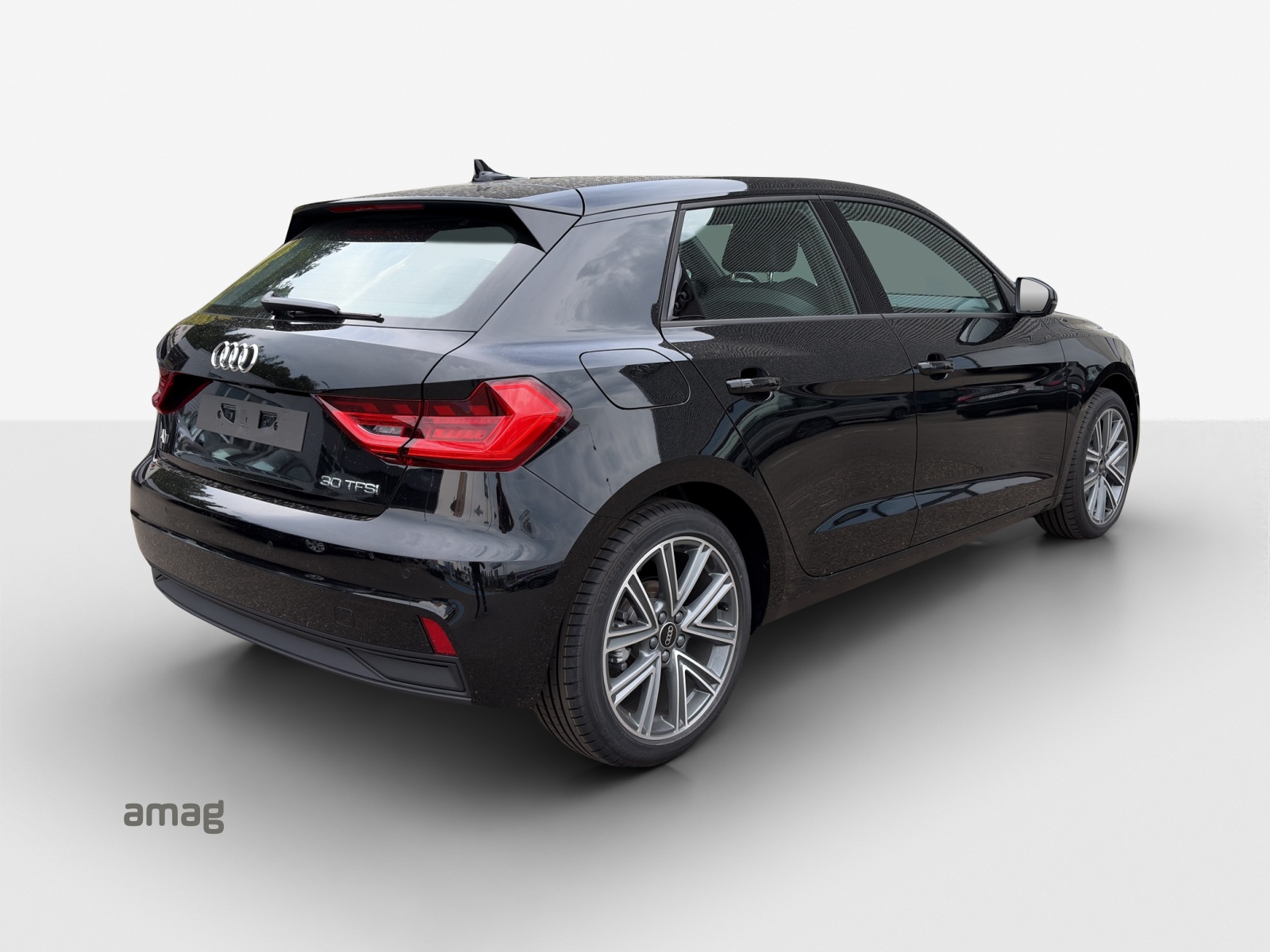AUDI A1 Sportback 30 TFSI Attraction S-tronic-image-4