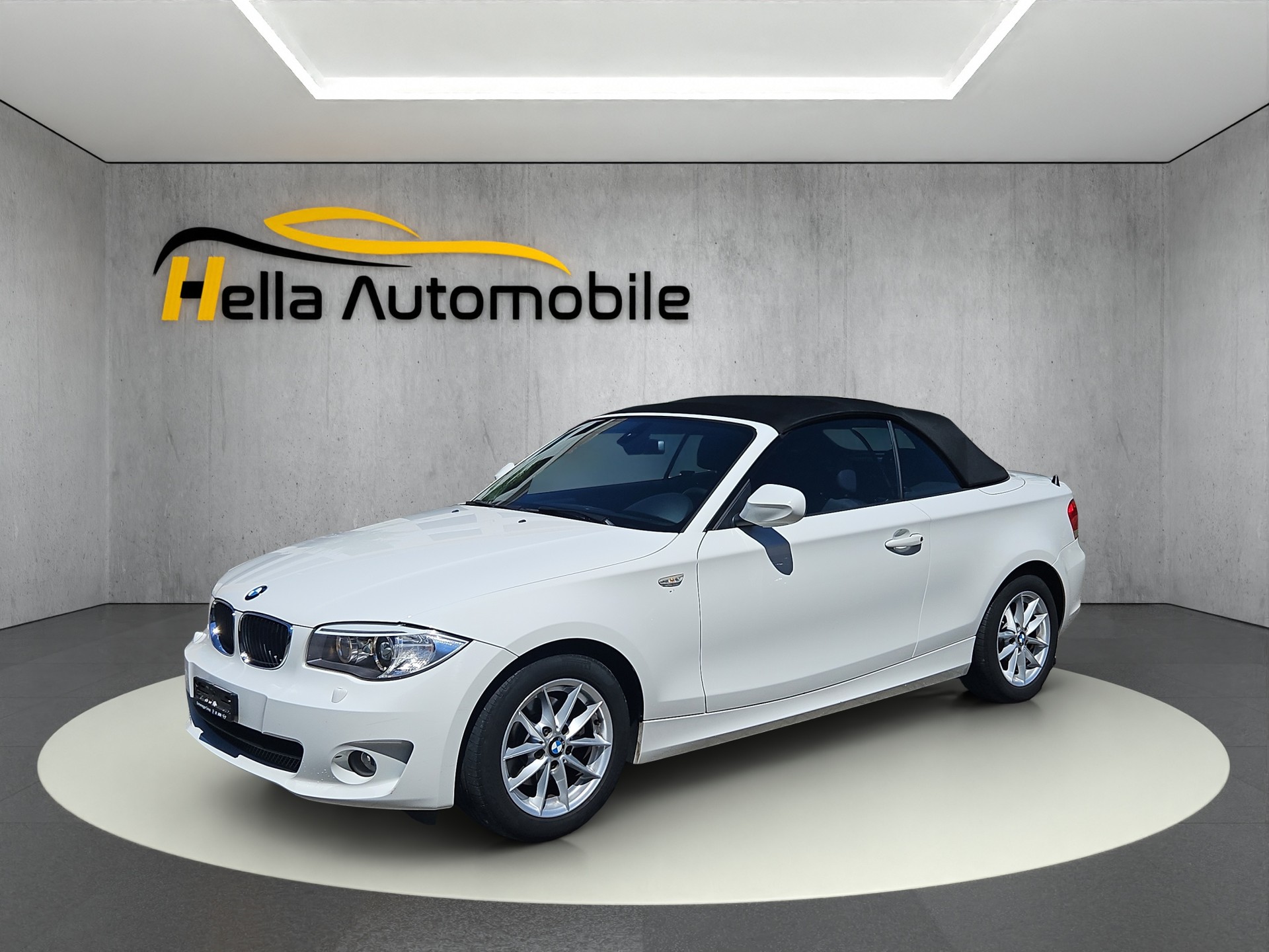 BMW 118i Cabrio-image-6