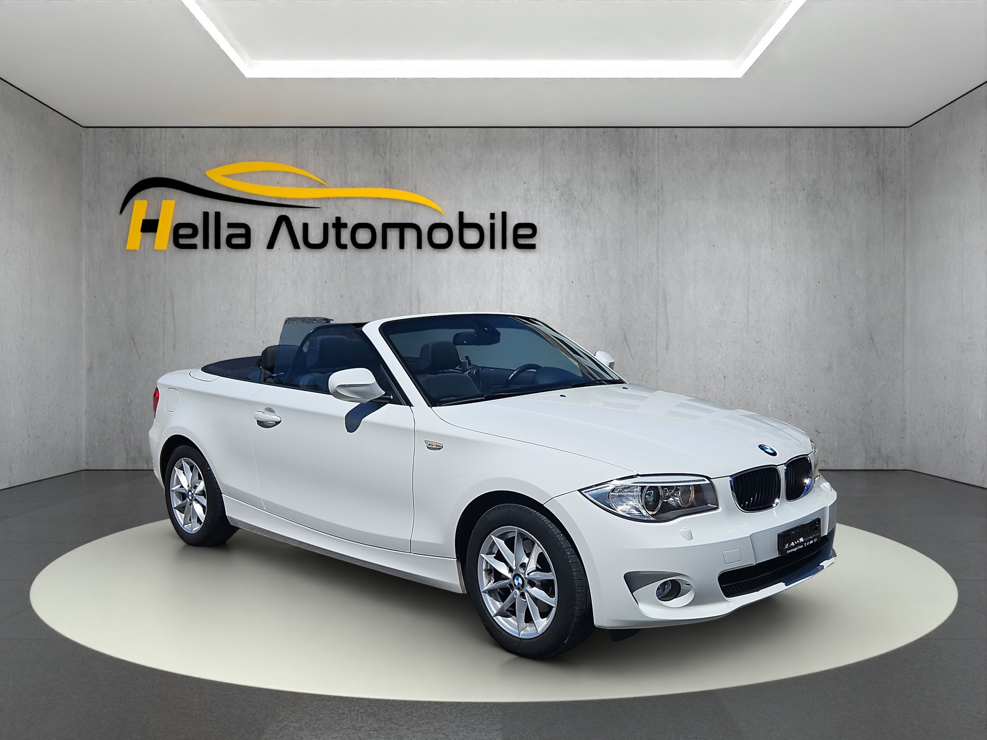 BMW 118i Cabrio-image-0