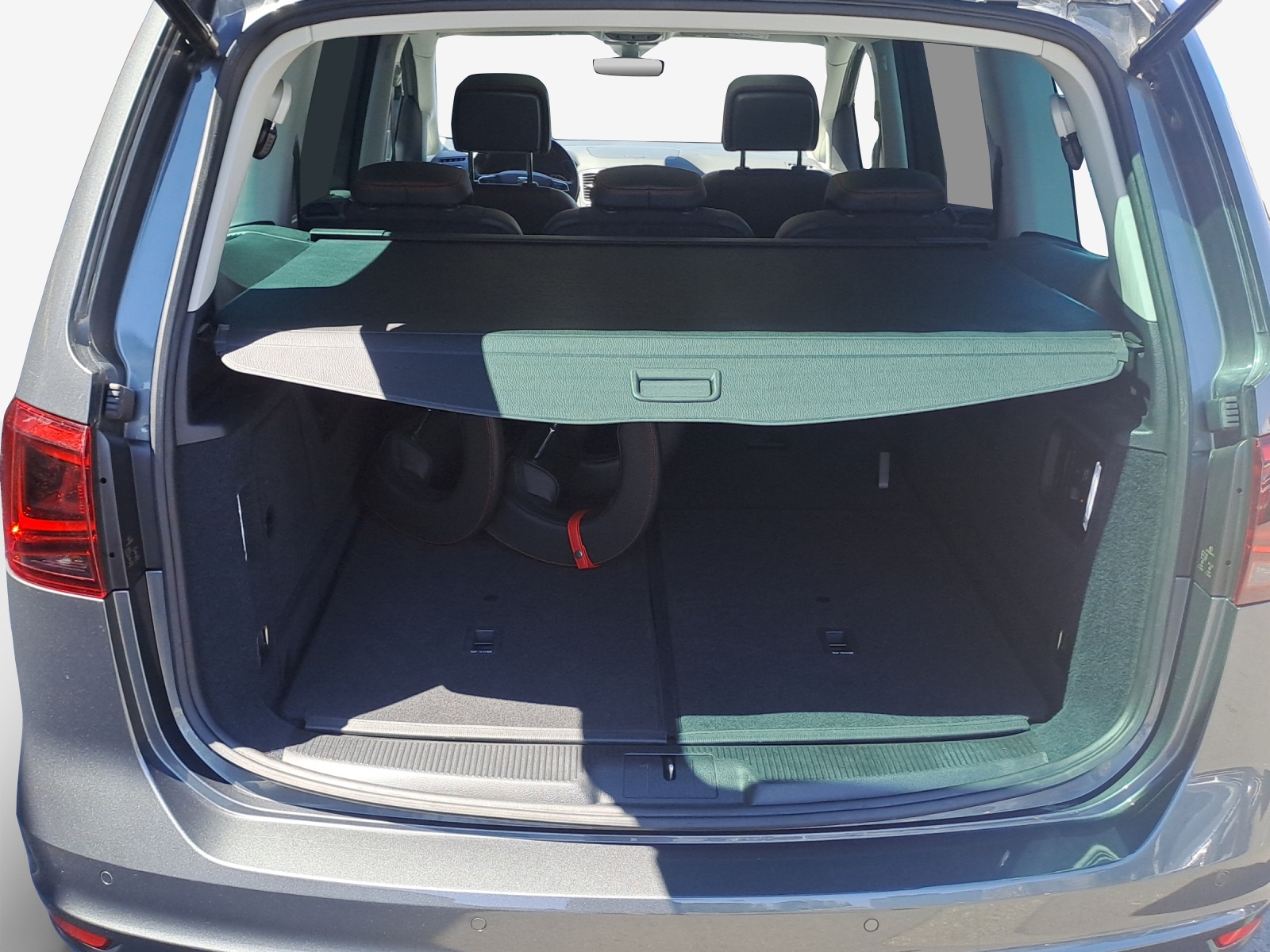 SEAT Alhambra 1.4 TSI DSG Hola FR-image-12