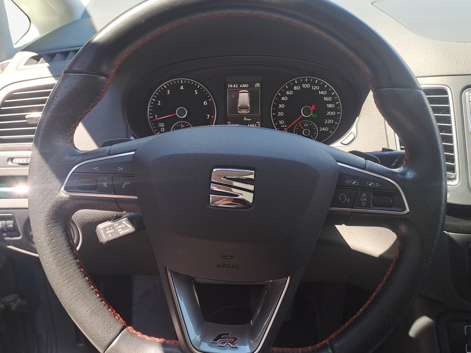 SEAT Alhambra 1.4 TSI DSG Hola FR-image-9