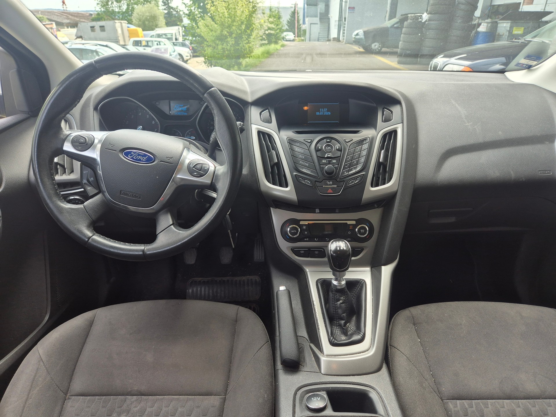 FORD Focus 1.0 SCTi Titanium-image-8