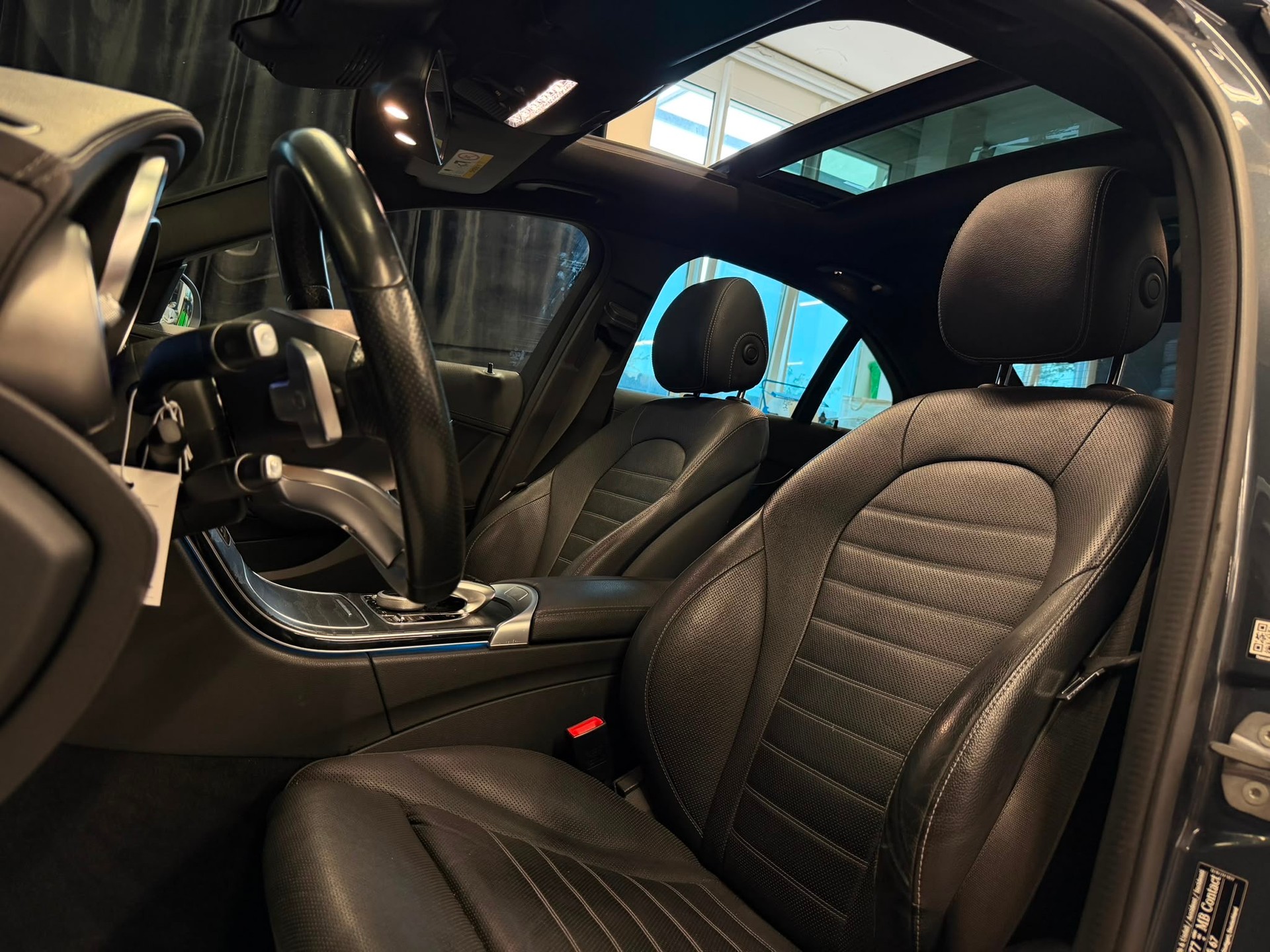 MERCEDES-BENZ C 350 e Avantgarde 7G-Tronic-image-10
