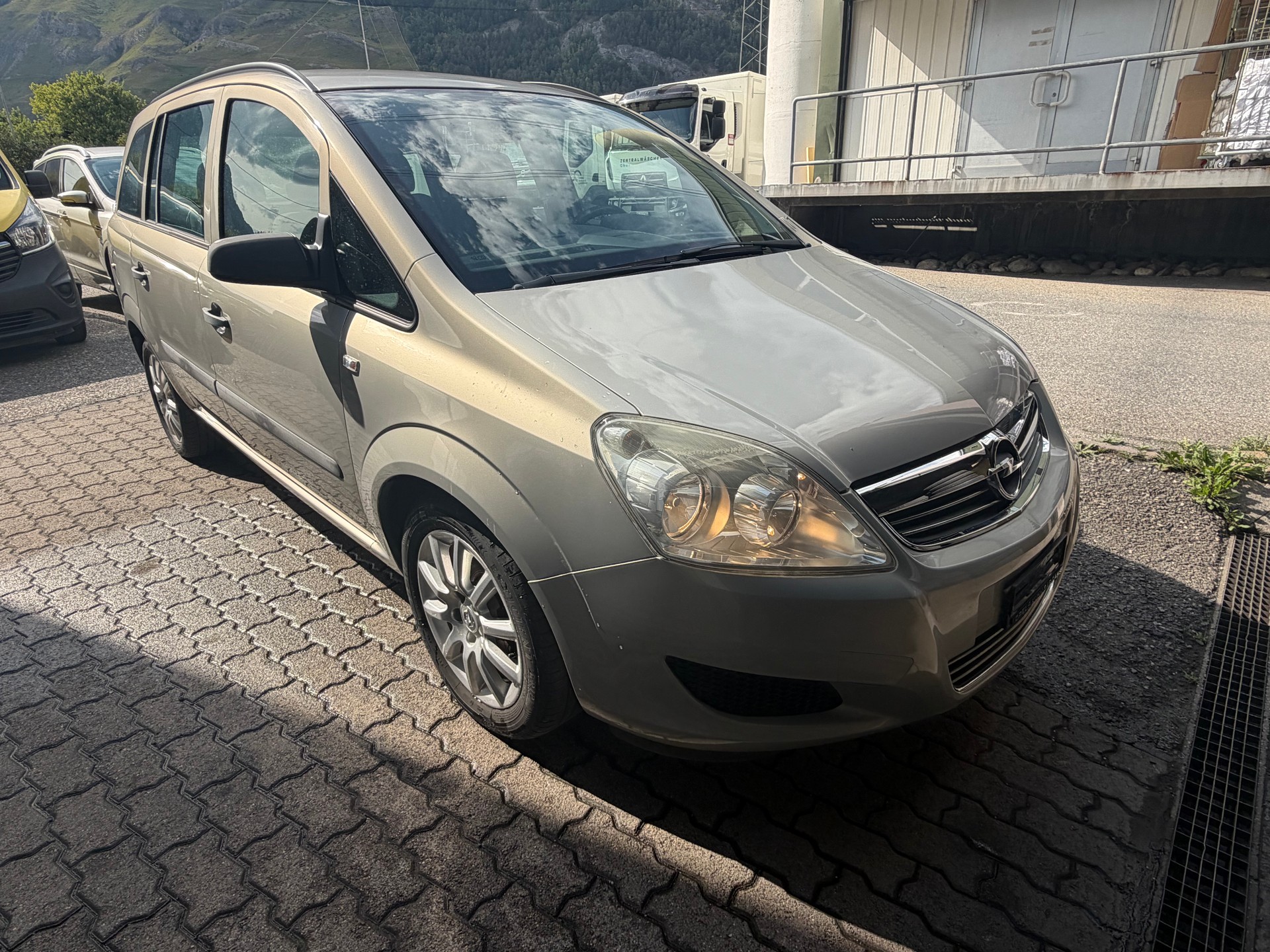 OPEL Zafira 1.8i 16V Enjoy Easytronic