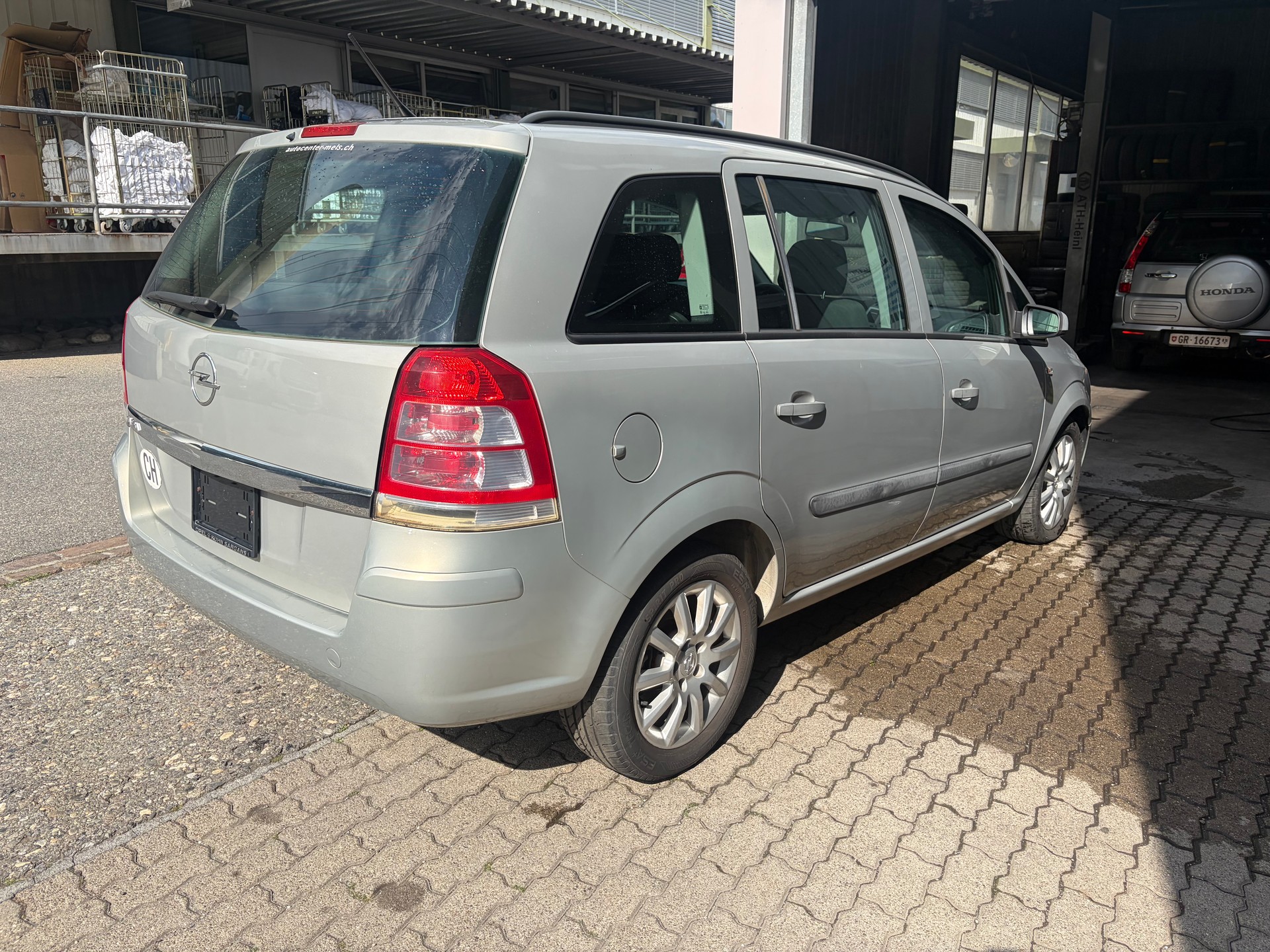 OPEL Zafira 1.8i 16V Enjoy Easytronic-image-4