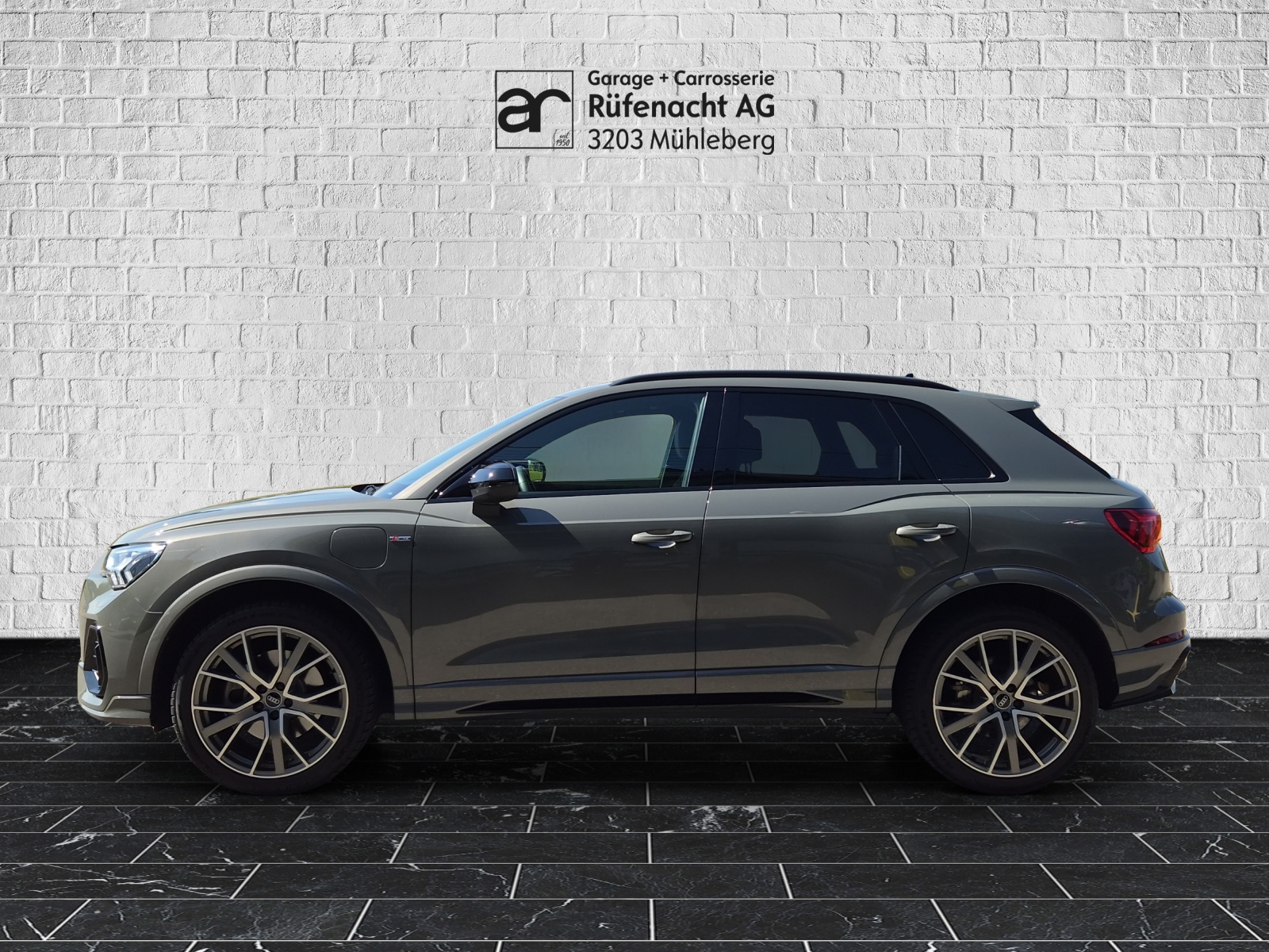 AUDI Q3 1.4 45 TFSI e S line S-Tronic-image-4