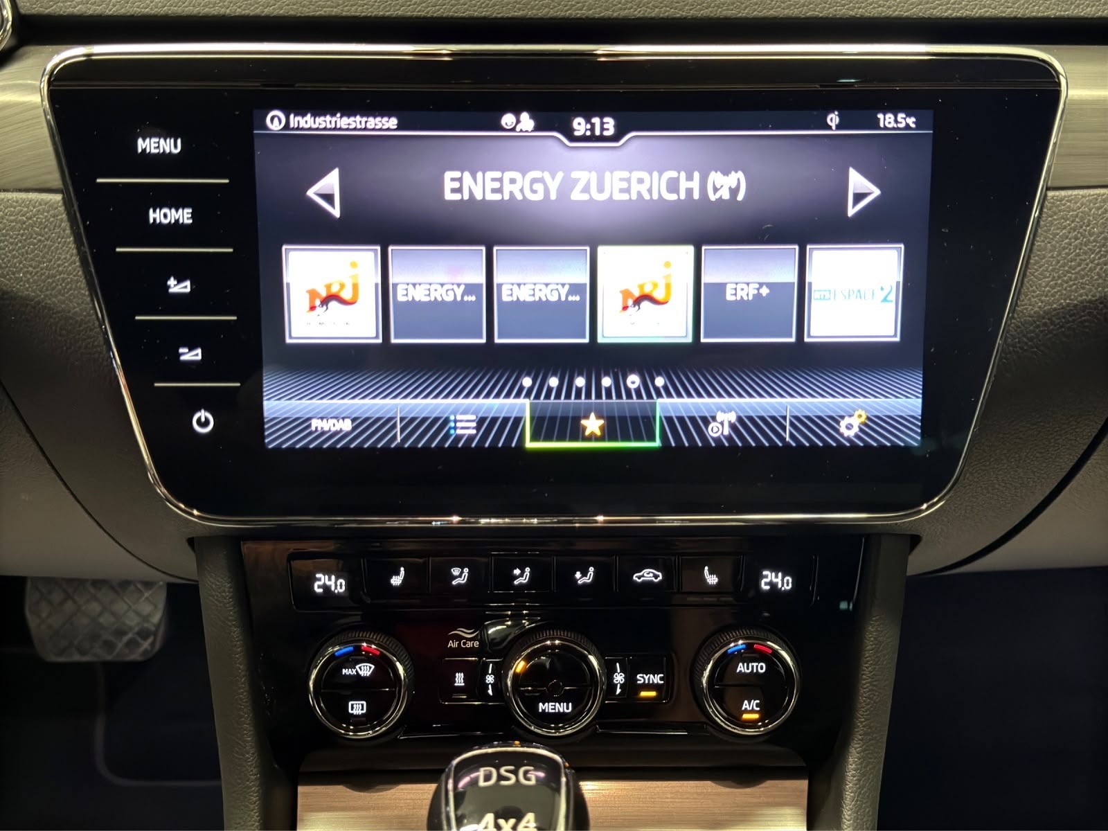SKODA Superb Combi 2.0 TDi Ambition 4x4 DSG-image-6