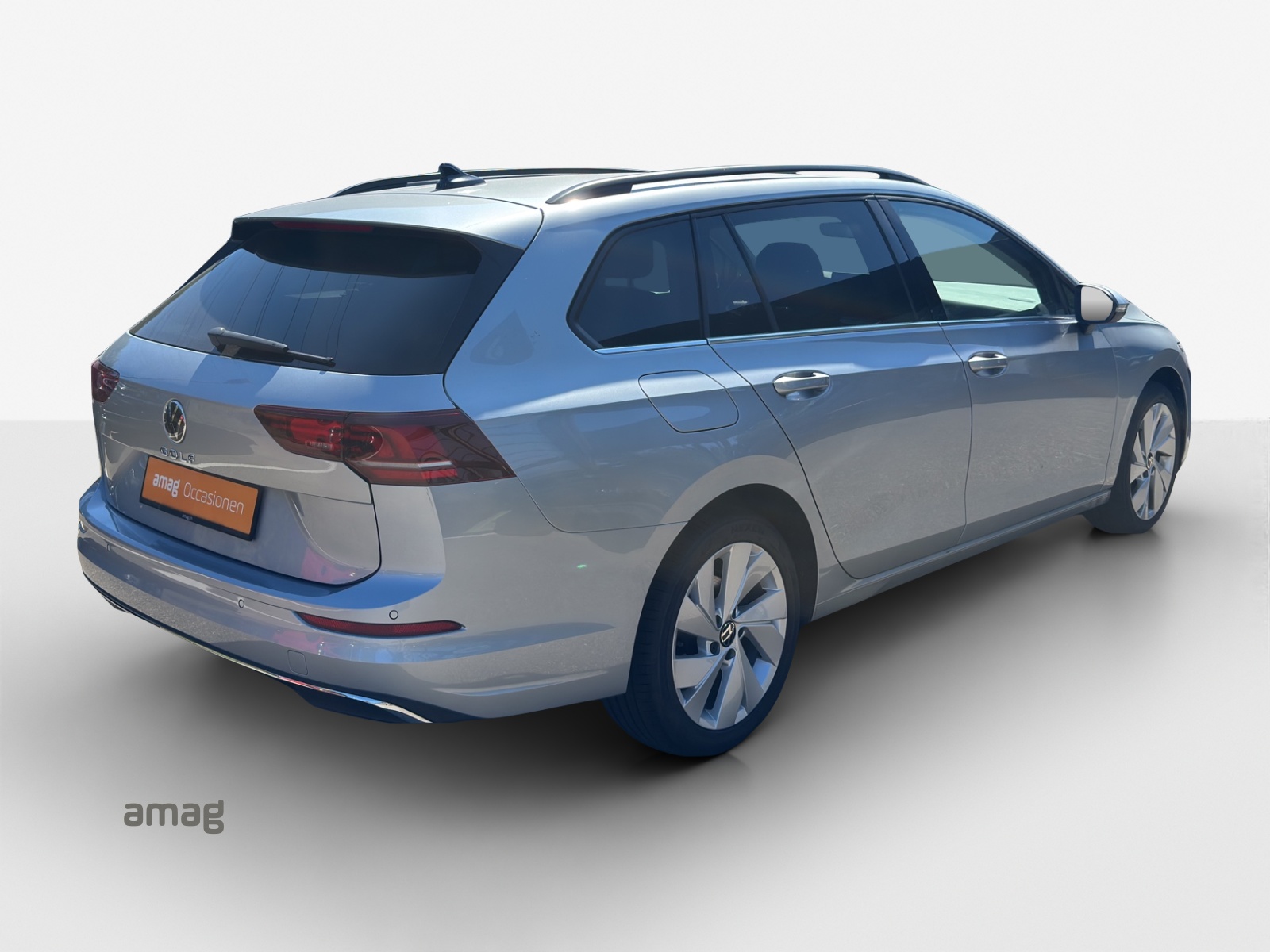 VW Golf Variant 2.0 TDI Style DSG-image-4