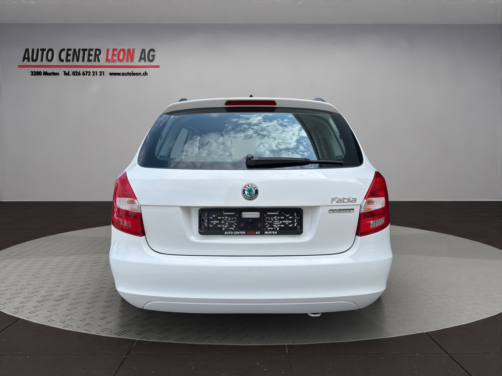 SKODA Fabia 1.2 TDI Greenline-image-4