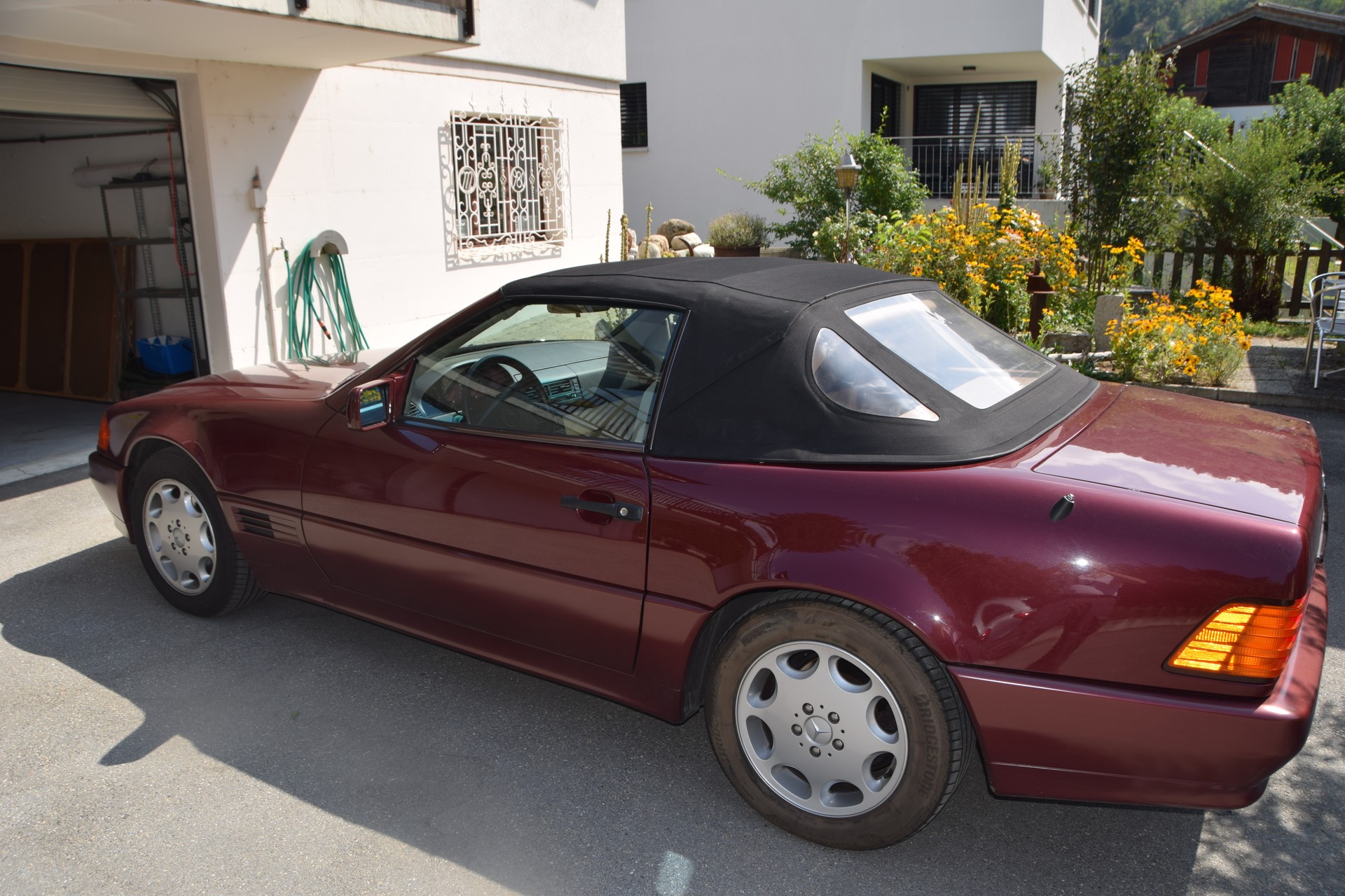 MERCEDES-BENZ cv24-image-0