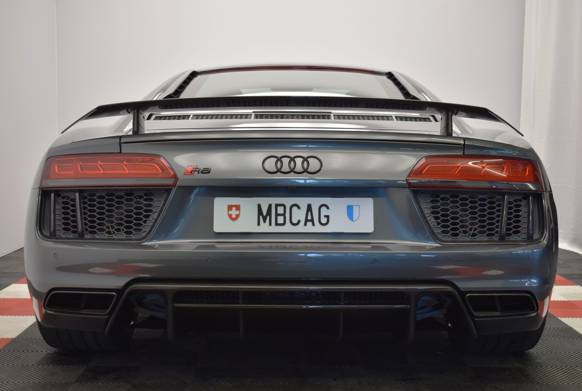 AUDI R8 Coupé 5.2 plus S-Tronic "ohne OPF"-image-13