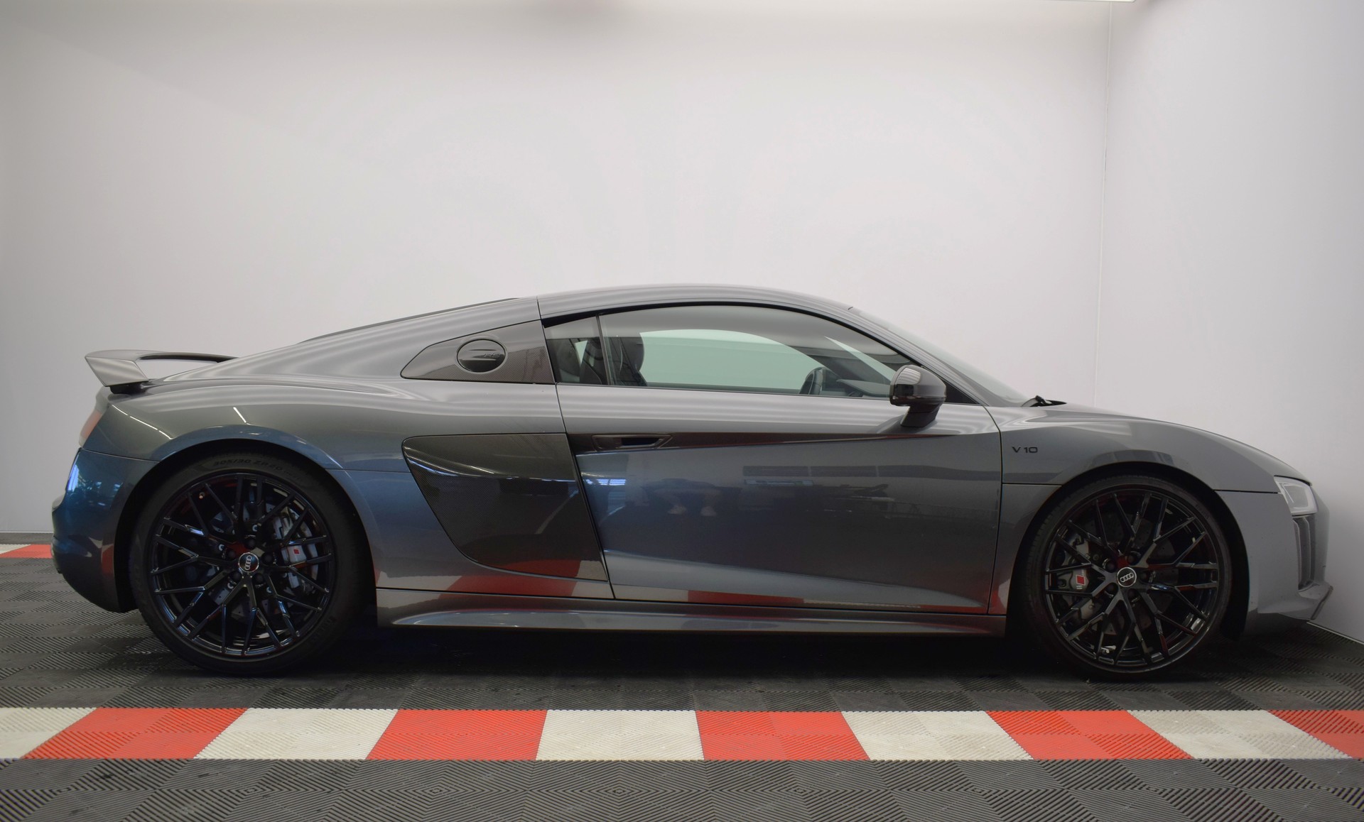 AUDI R8 Coupé 5.2 plus S-Tronic "ohne OPF"-image-17