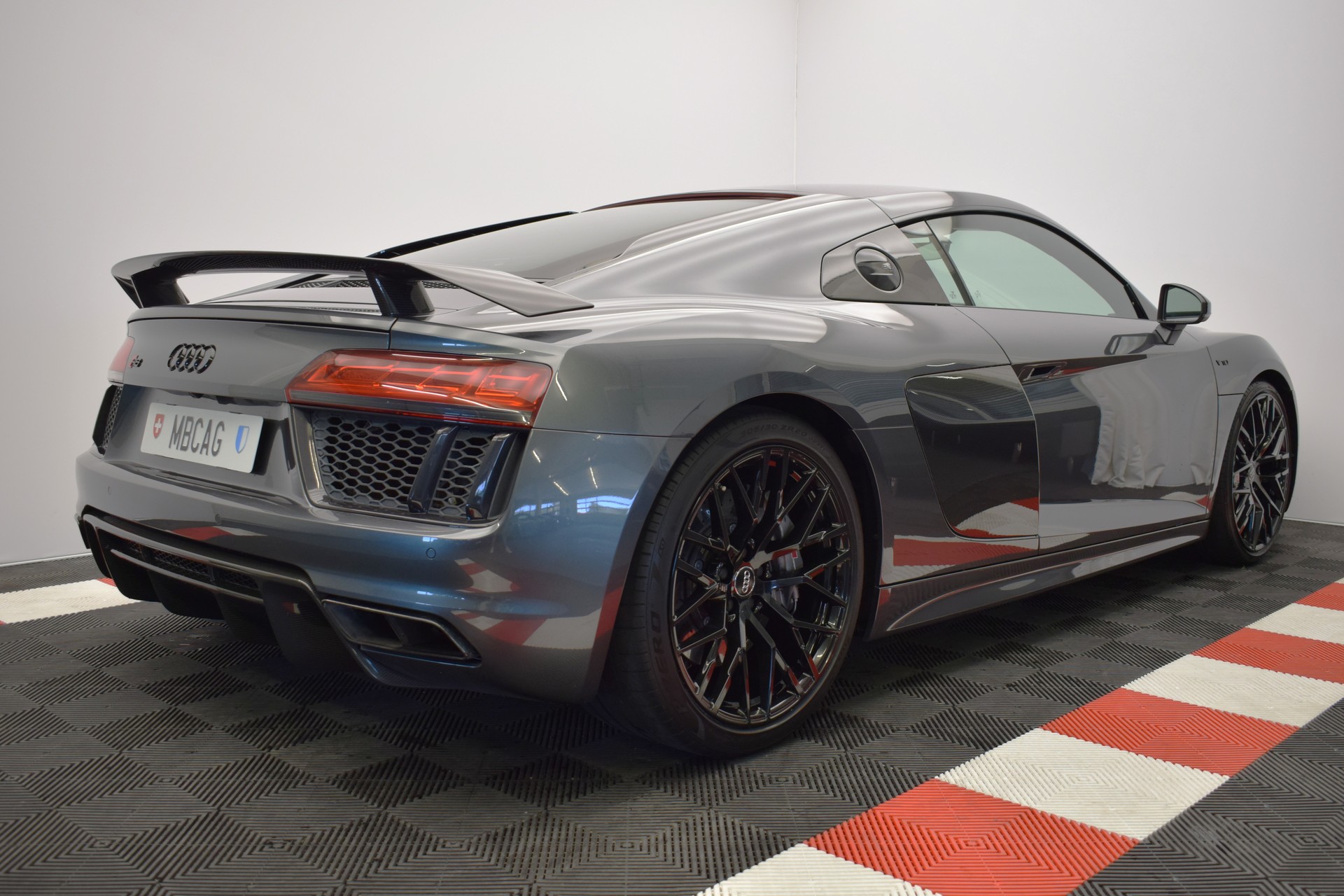 AUDI R8 Coupé 5.2 plus S-Tronic "ohne OPF"-image-16