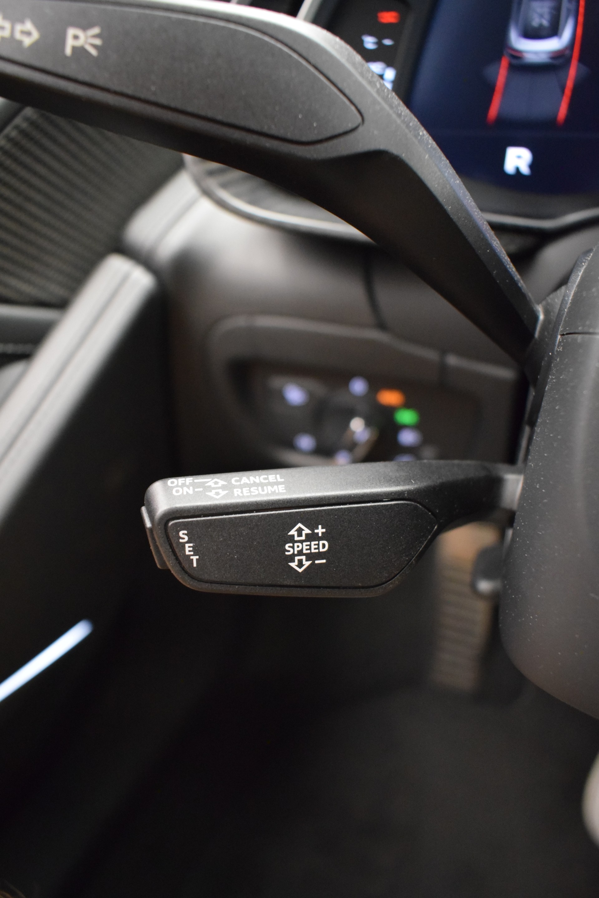 AUDI R8 Coupé 5.2 plus S-Tronic "ohne OPF"-image-30