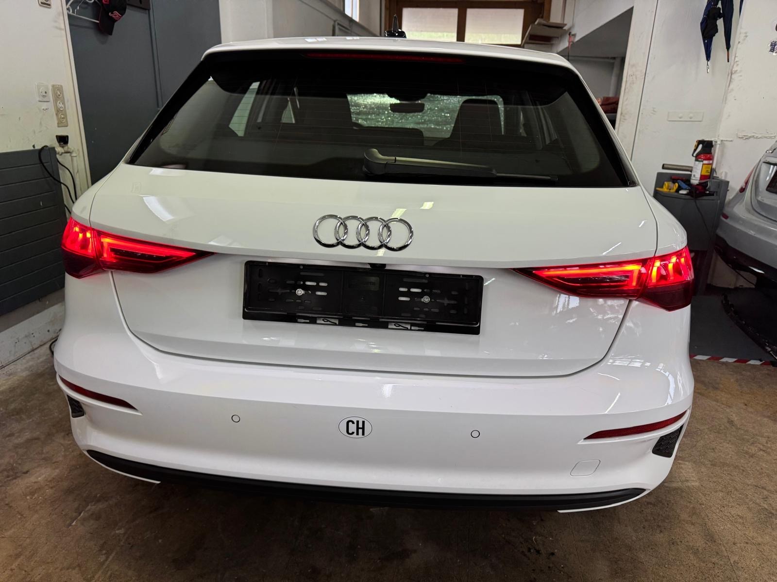 AUDI A3 Sportback 35 TFSI S-tronic-image-3