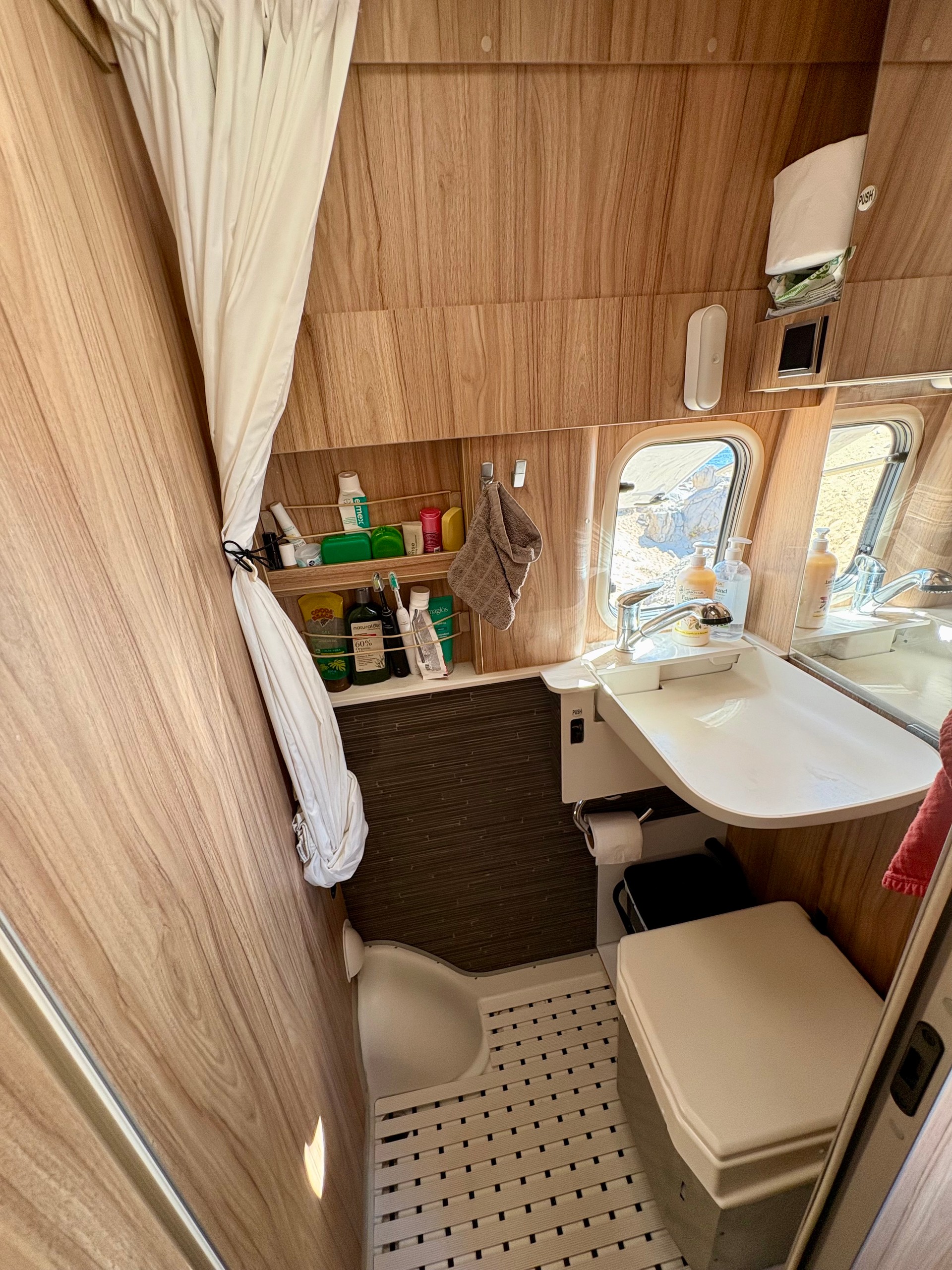 HYMER Grand Canyon S-image-4