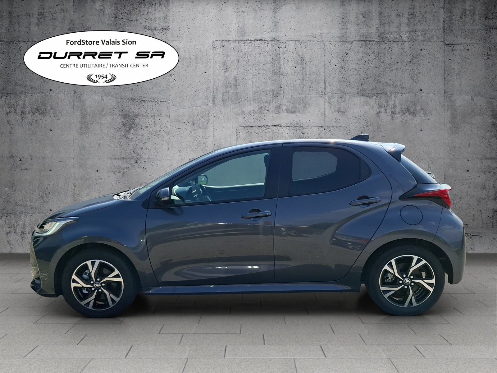 TOYOTA Yaris 1.5 Trend e-CVT-image-3
