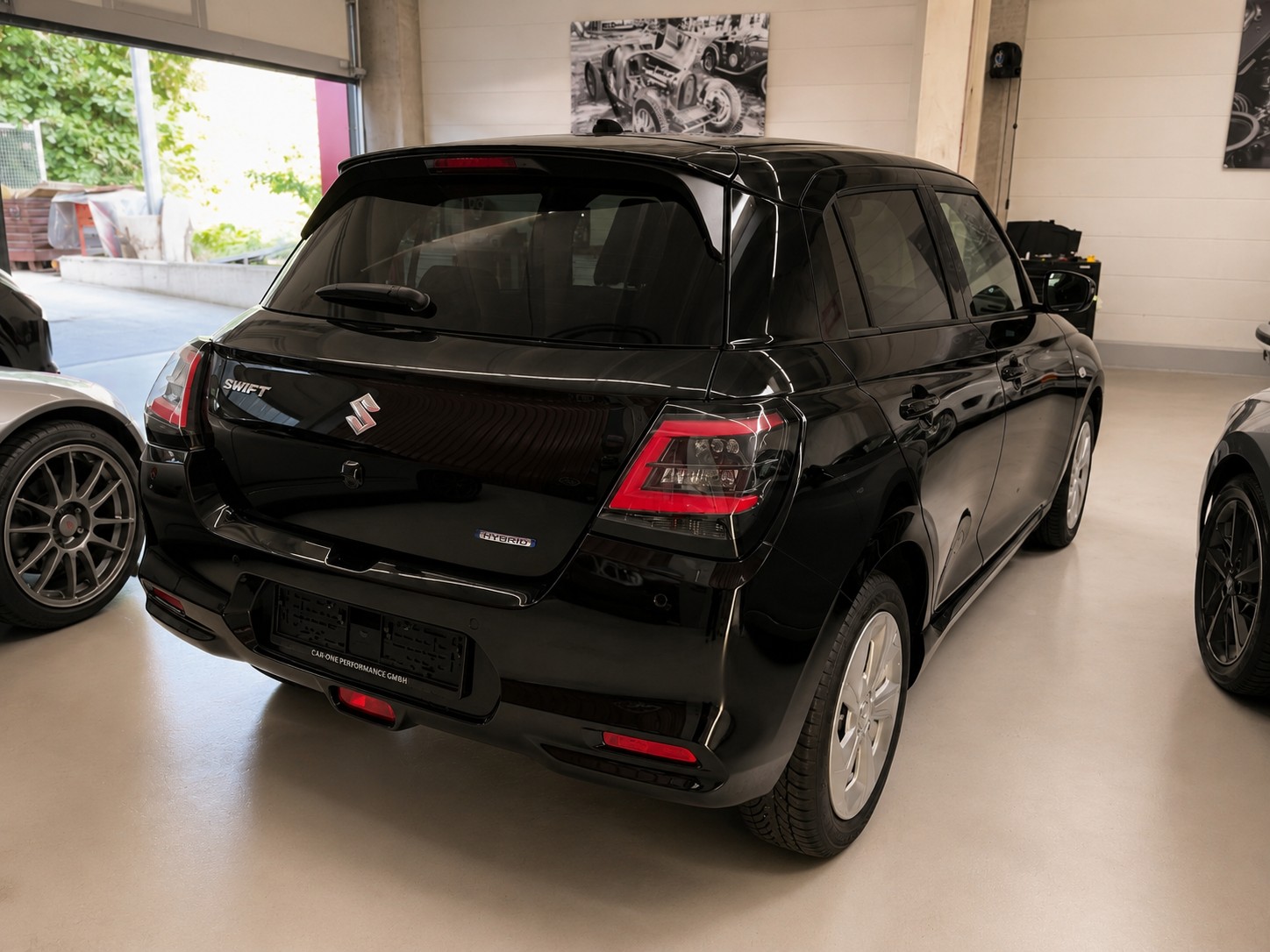 SUZUKI Swift 1.2 Compact + Hybrid CVT-image-3