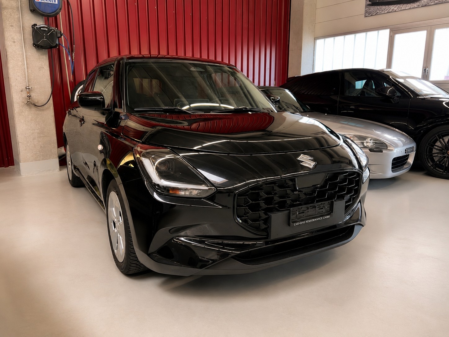 SUZUKI Swift 1.2 Compact + Hybrid CVT-image-0