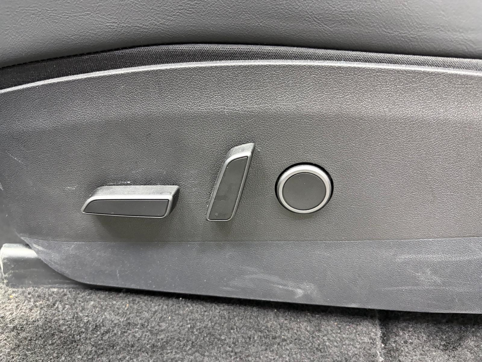 TESLA Model Y Long Range - FSD Driving Capability-image-9