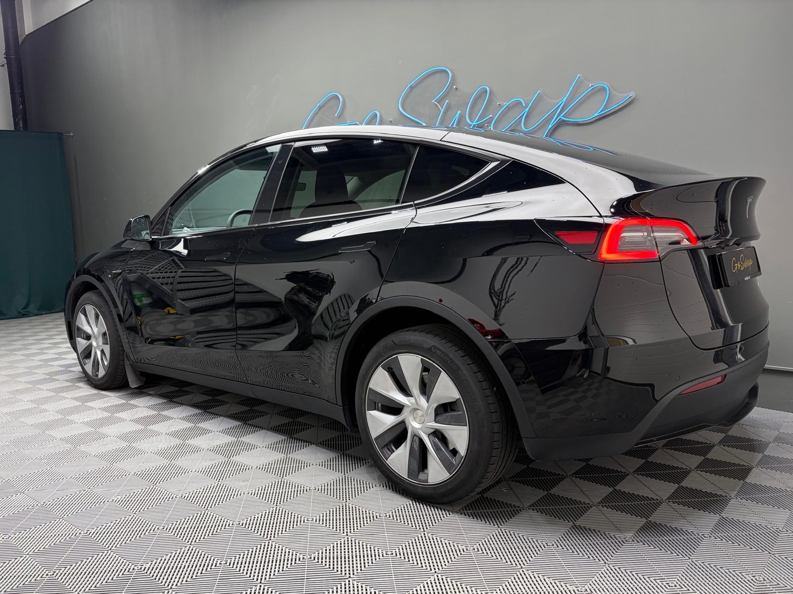 TESLA Model Y Long Range - FSD Driving Capability-image-5