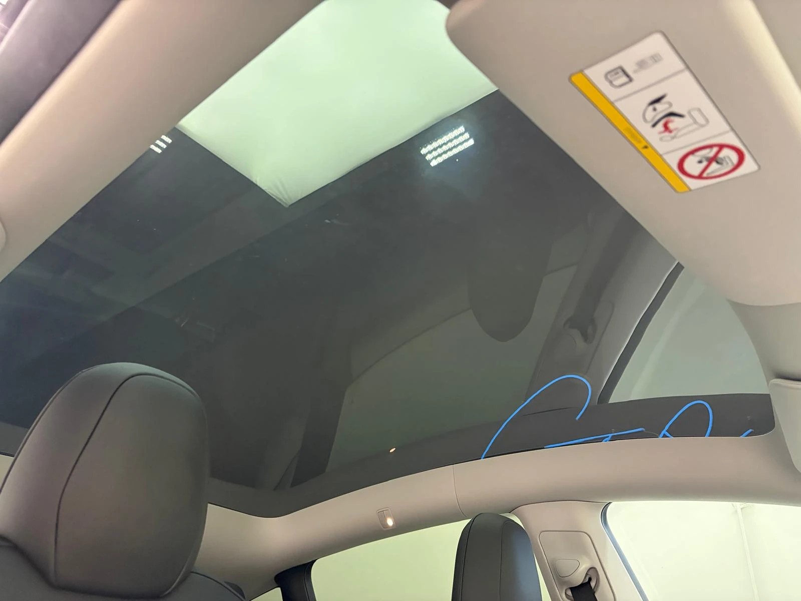 TESLA Model Y Long Range - FSD Driving Capability-image-8