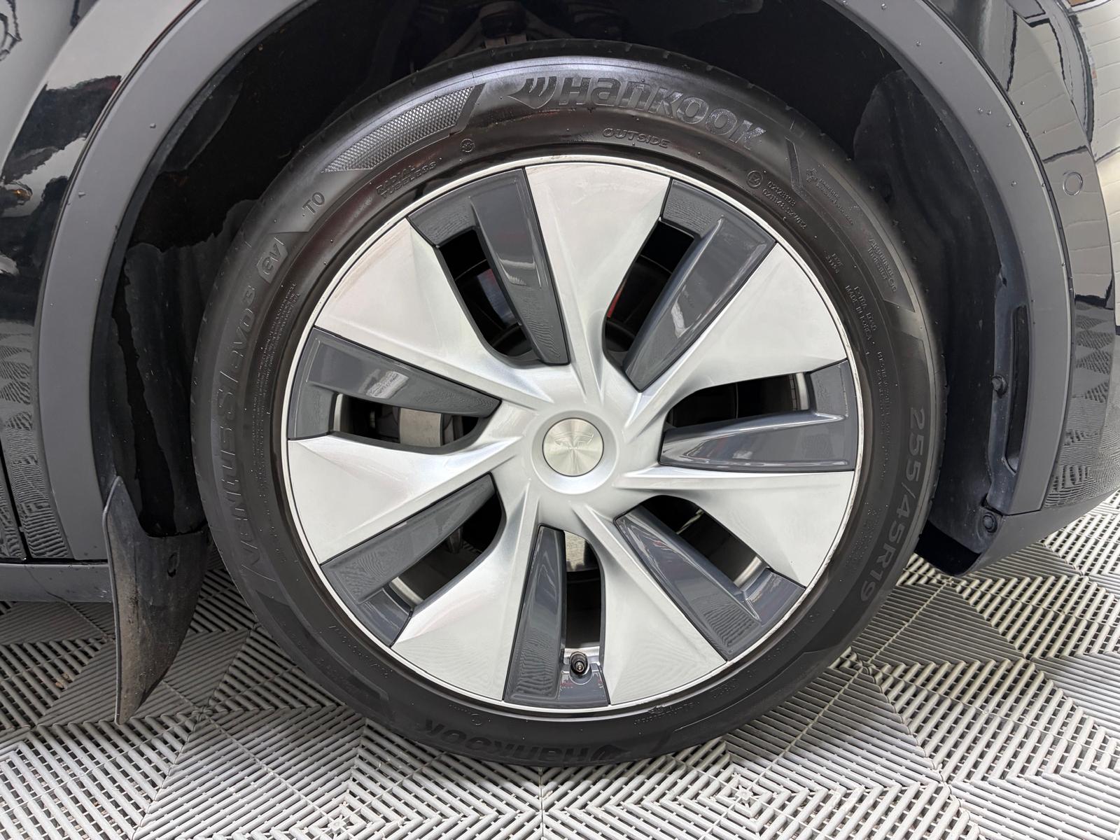 TESLA Model Y Long Range - FSD Driving Capability-image-25