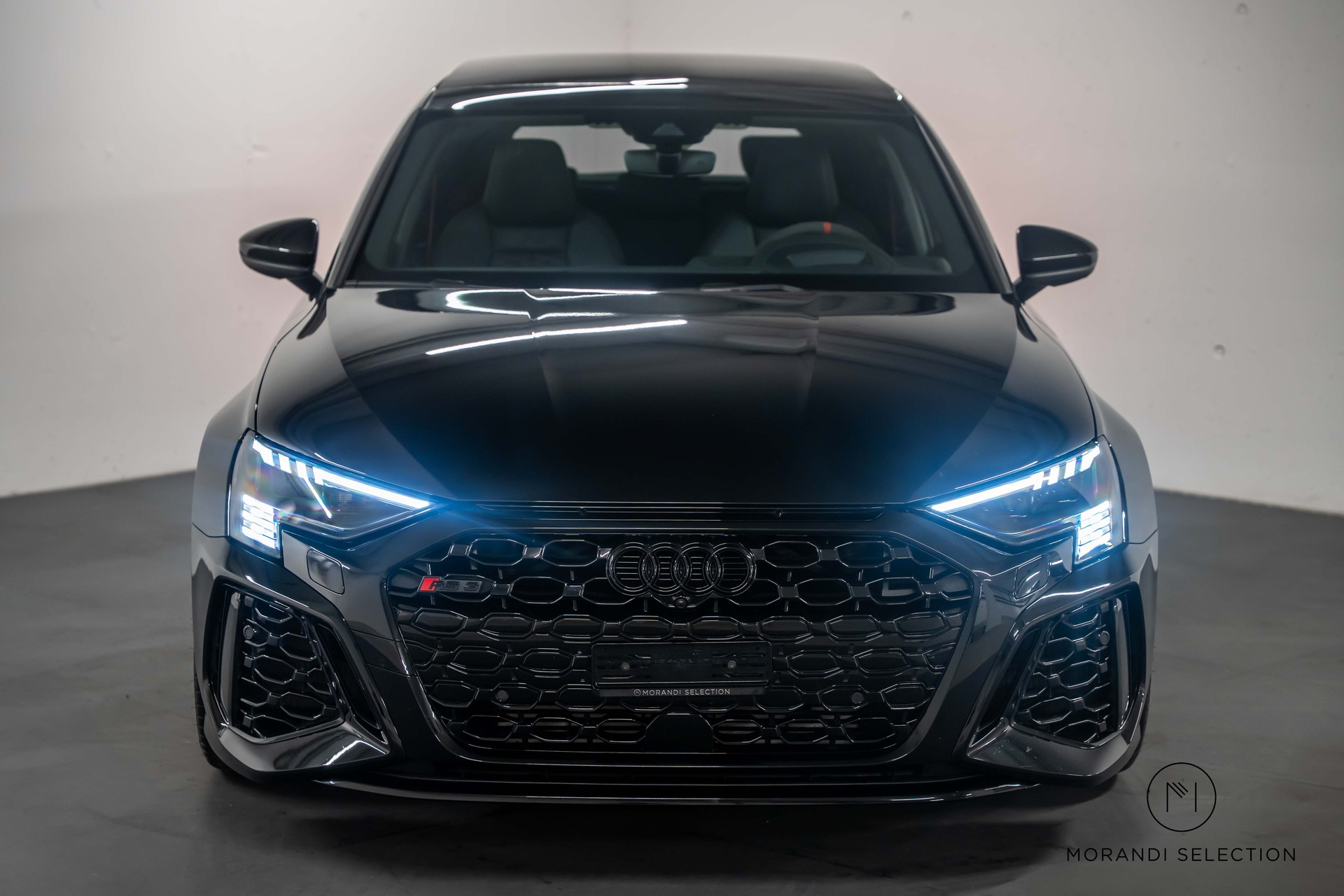 AUDI RS3 Sportback 2.5 TFSI quattro S-Tronic-image-2