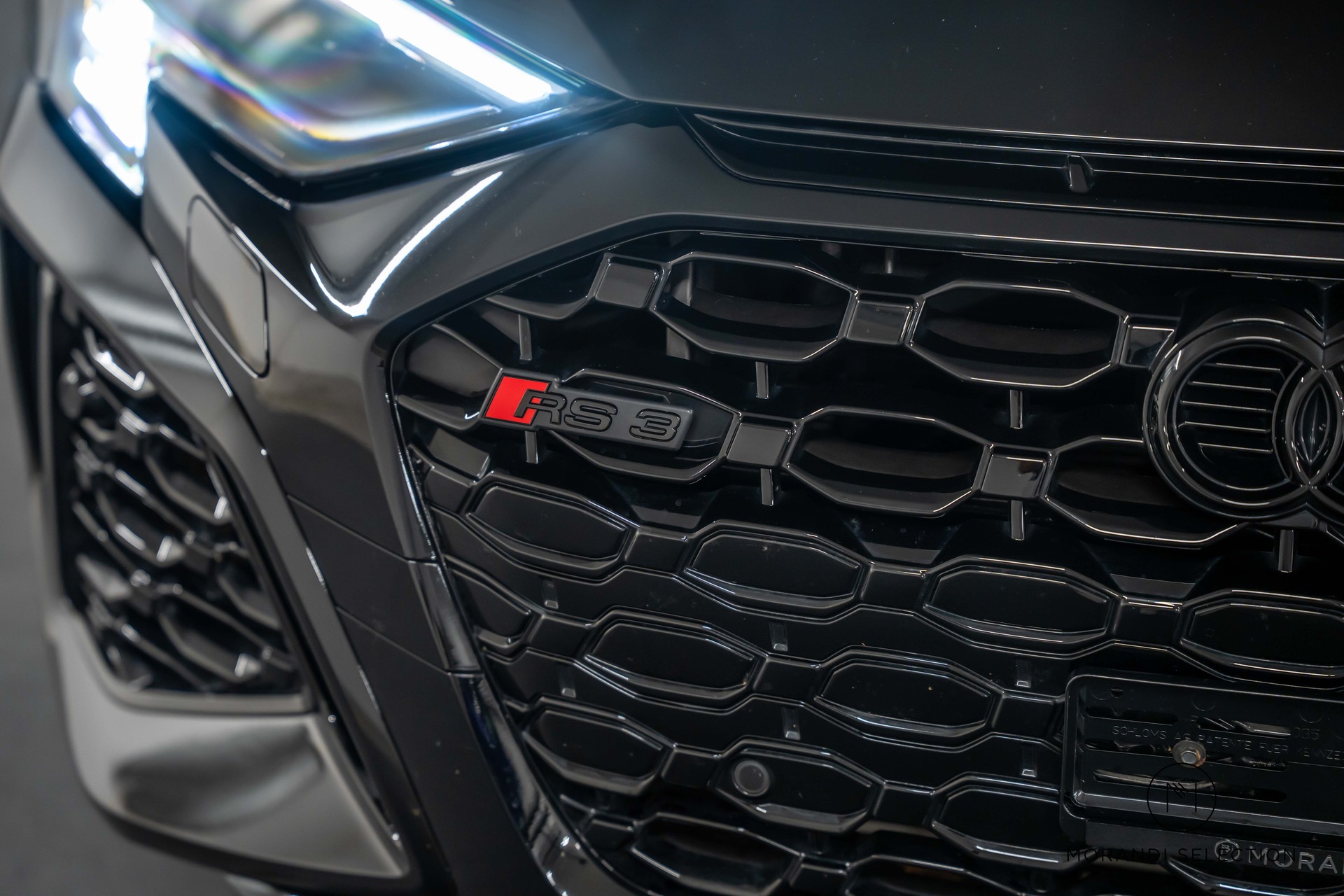 AUDI RS3 Sportback 2.5 TFSI quattro S-Tronic-image-8