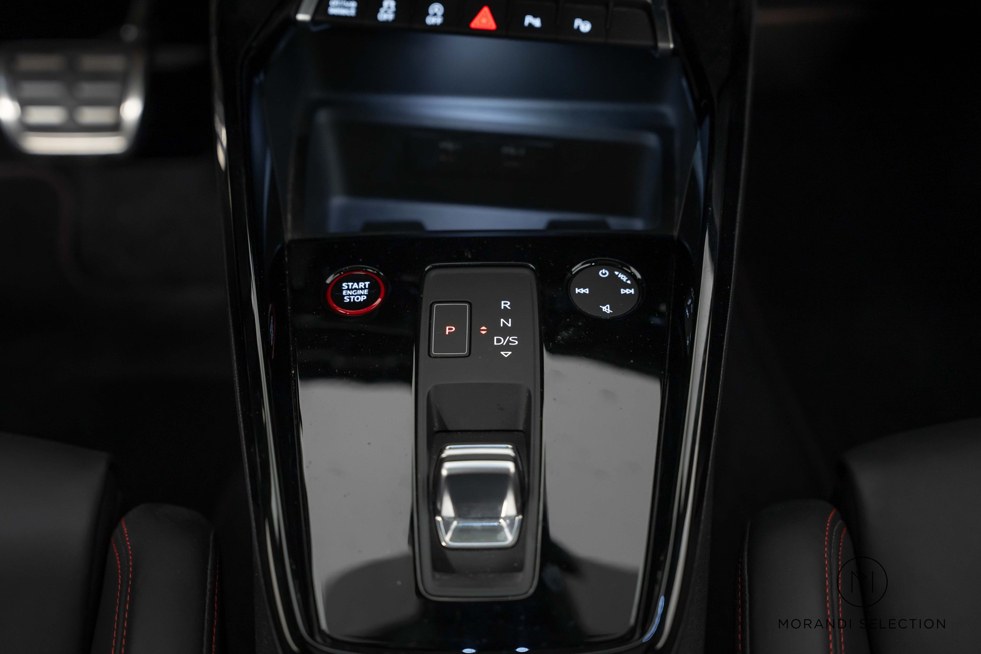 AUDI RS3 Sportback 2.5 TFSI quattro S-Tronic-image-23