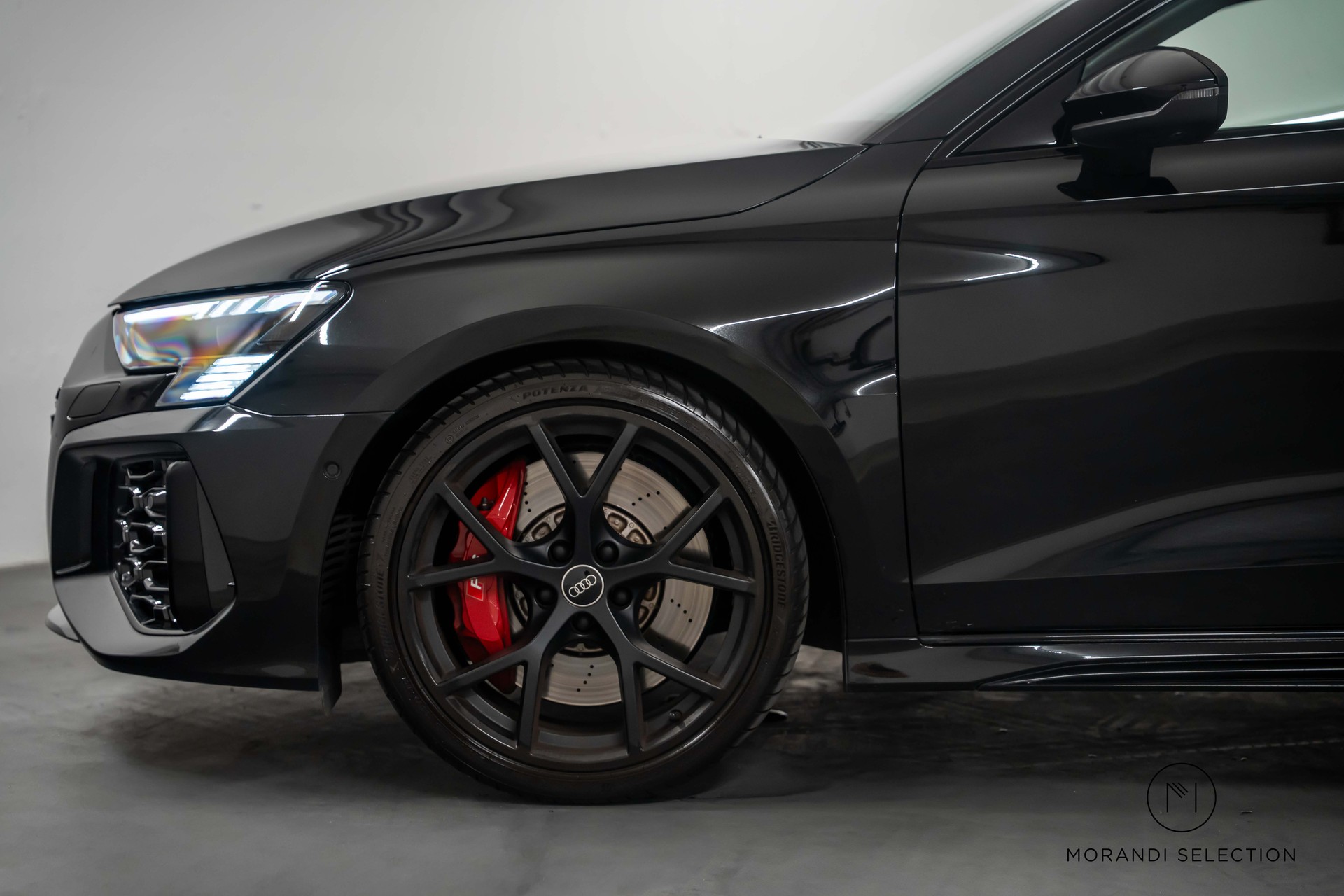 AUDI RS3 Sportback 2.5 TFSI quattro S-Tronic-image-4