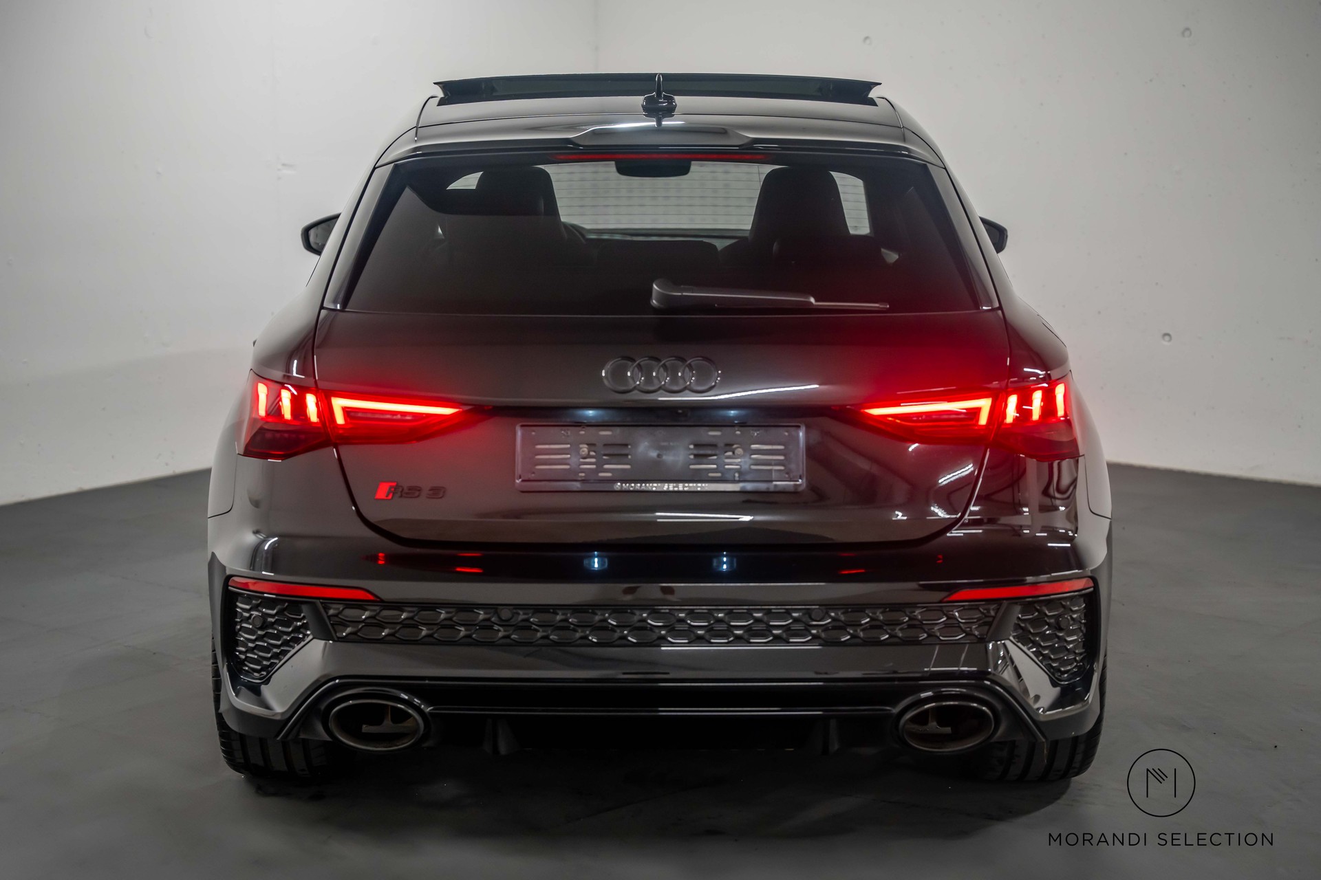 AUDI RS3 Sportback 2.5 TFSI quattro S-Tronic-image-3