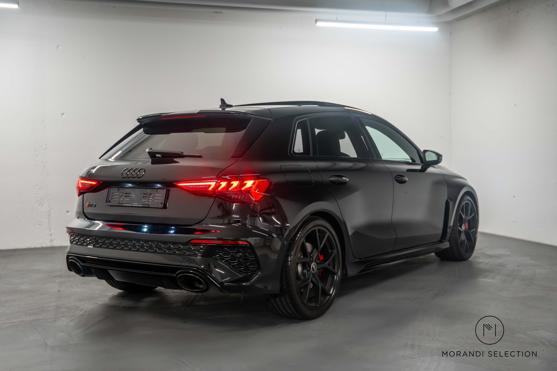 AUDI RS3 Sportback 2.5 TFSI quattro S-Tronic-image-1