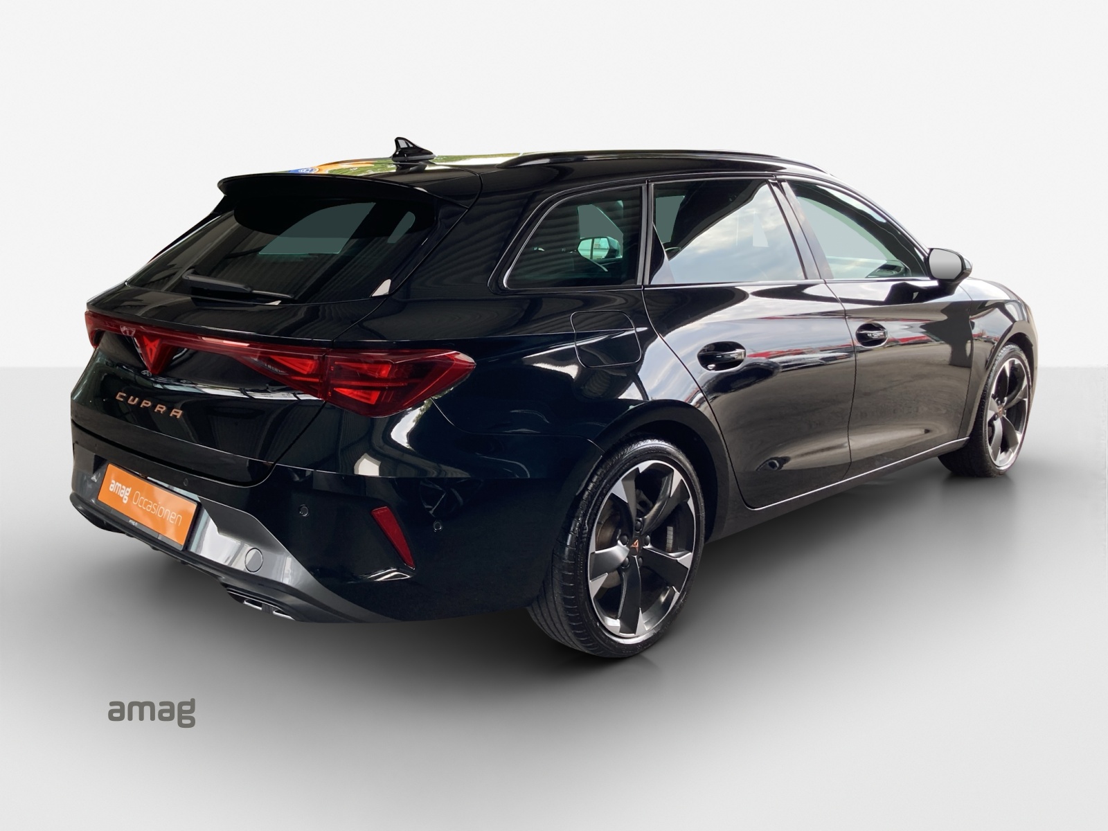 CUPRA LEON ST 1.5 eTSI DSG-image-4