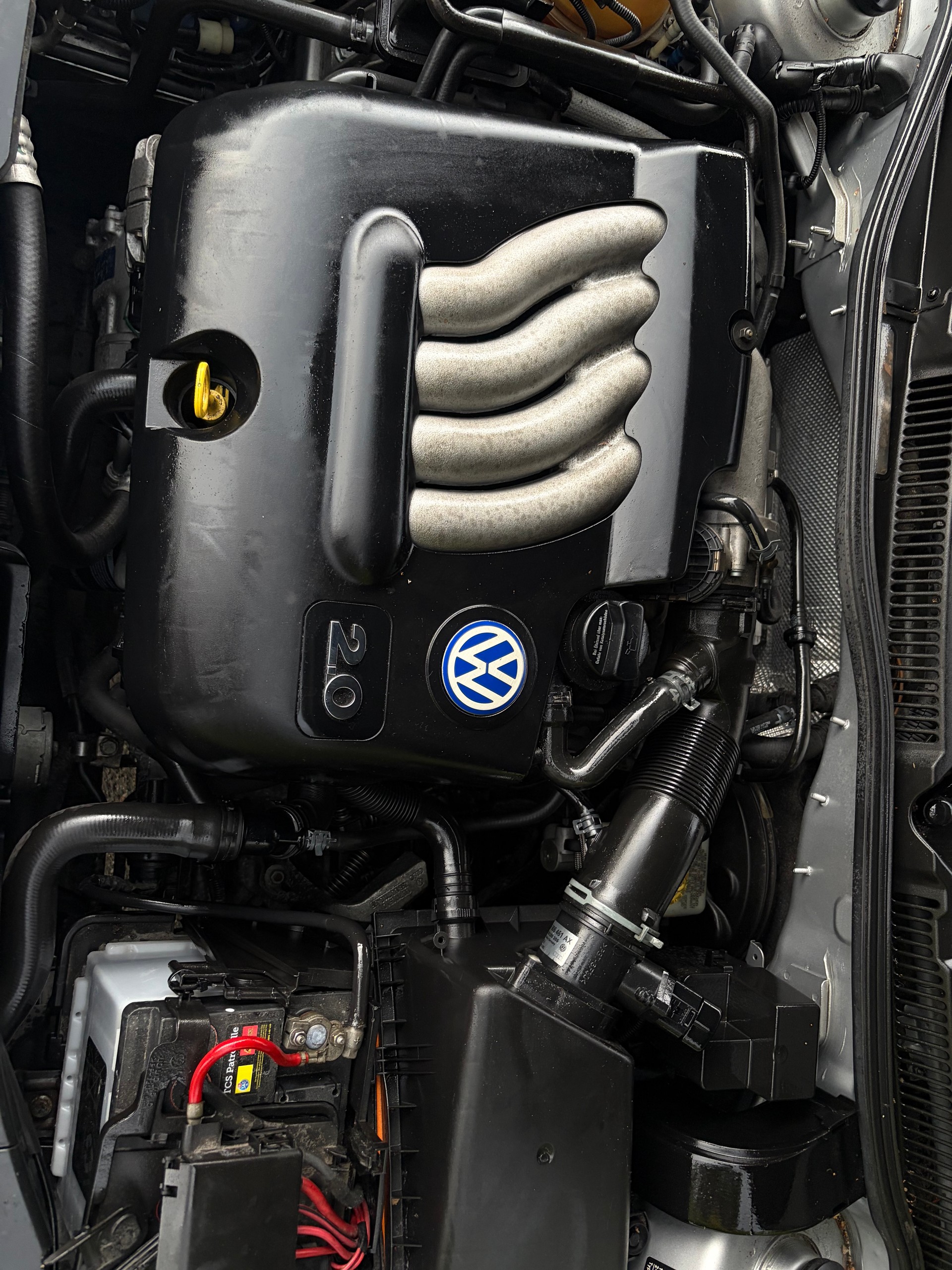 VW Golf 2.0 Comfortline 4Motion-image-5