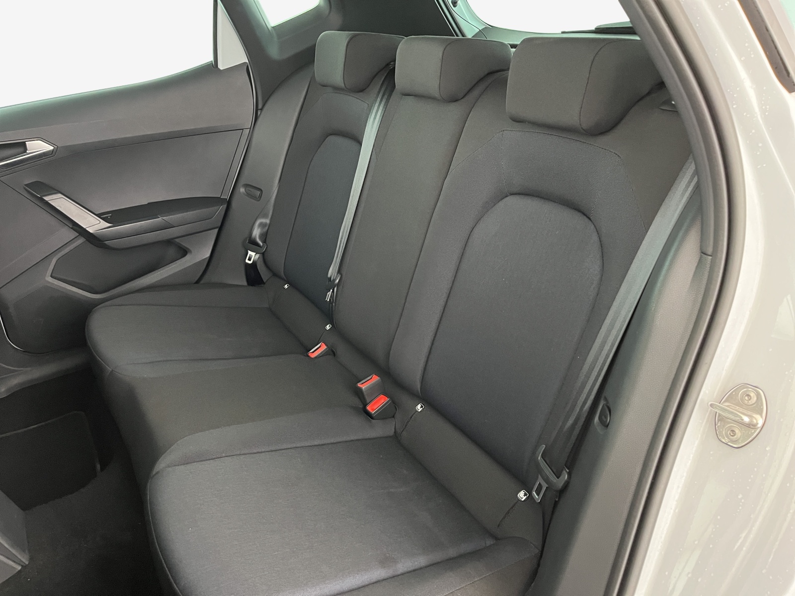 SEAT Arona 1.0 TSI Eco FR DSG-image-11