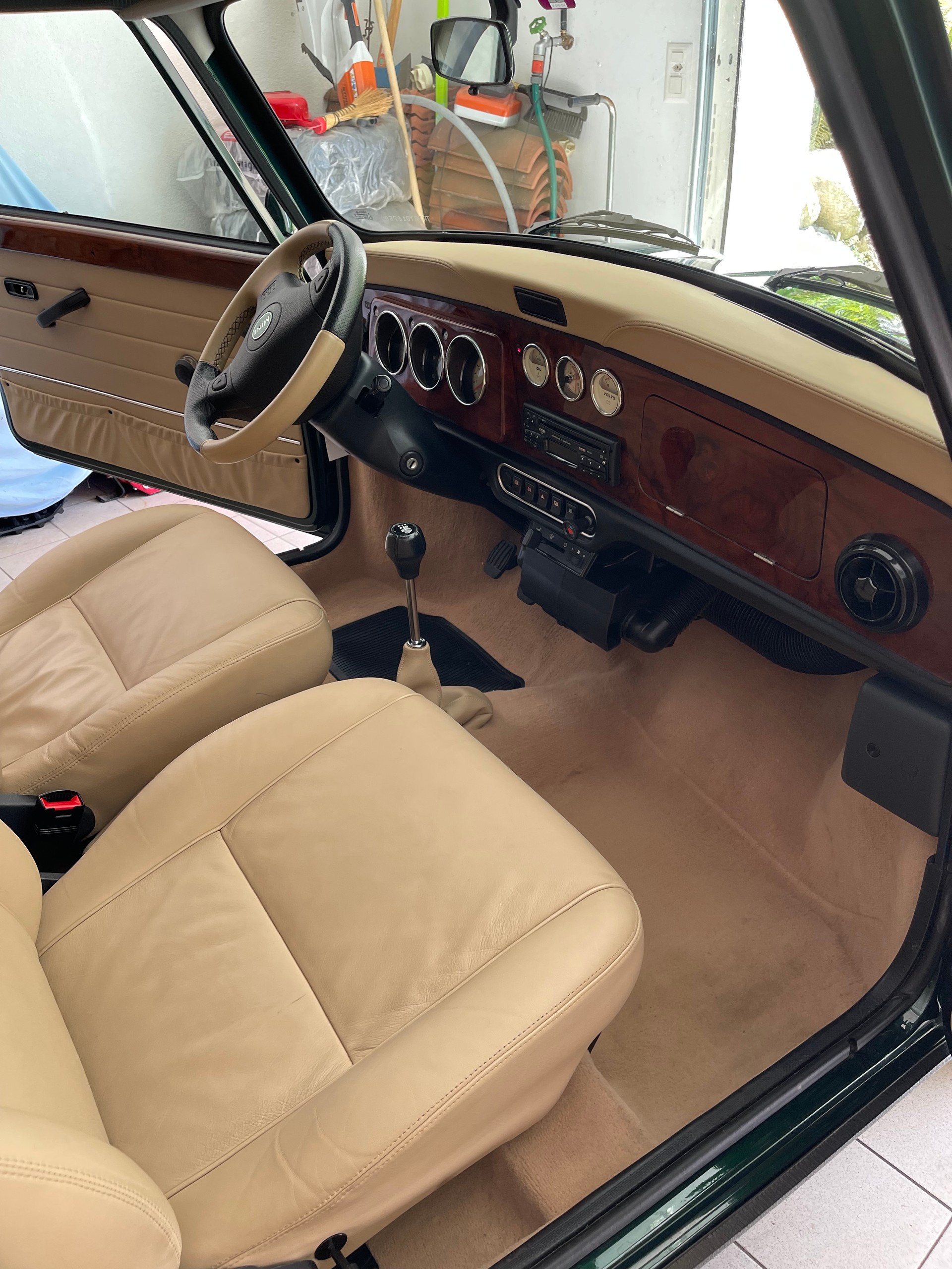 MINI 1.3i One Knightsbridge-image-3