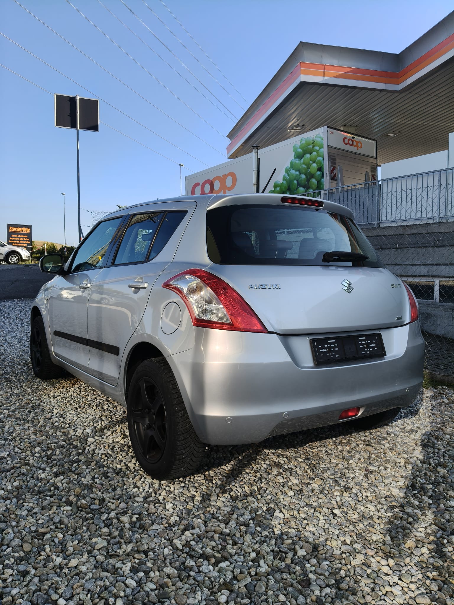 SUZUKI Swift 1.2i 16V GL 4x4-image-3