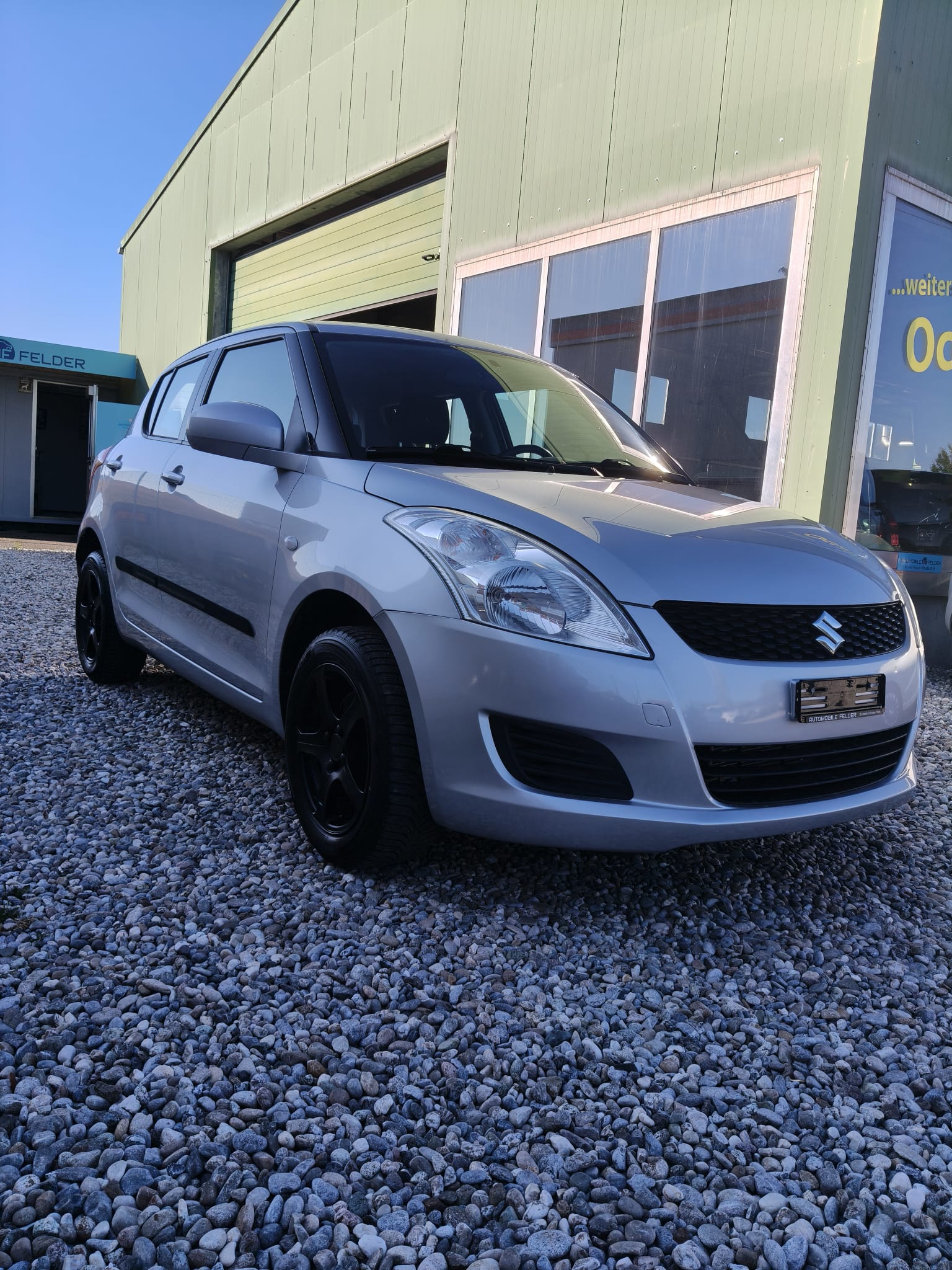 SUZUKI Swift 1.2i 16V GL 4x4-image-0