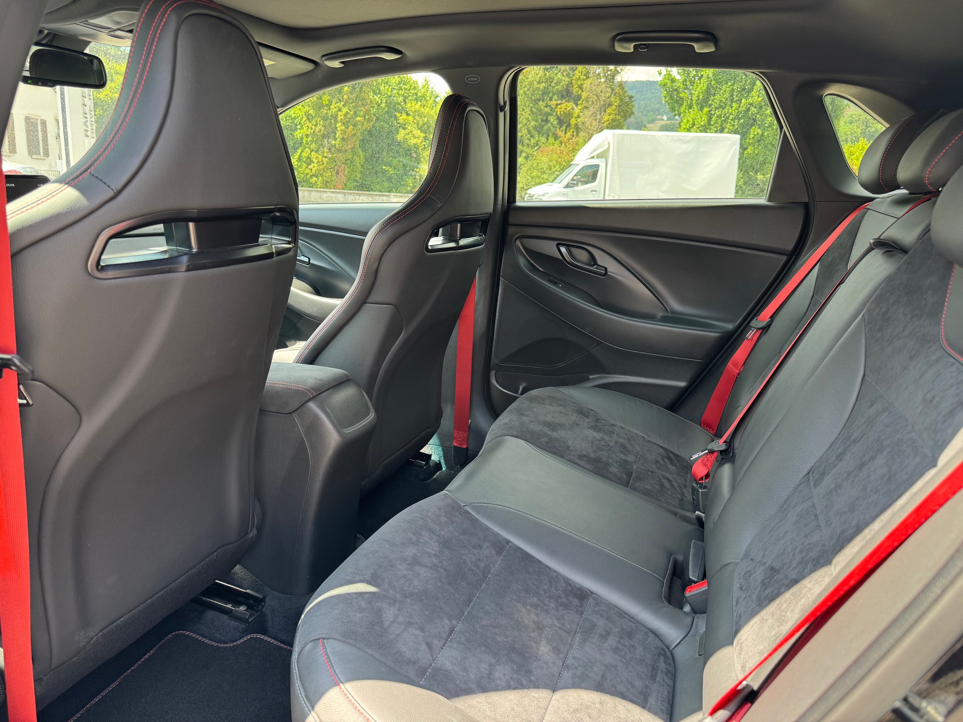 HYUNDAI i30 2.0 T-GDi N Drive-N Limited Edition Nr. 181 of 800-image-12