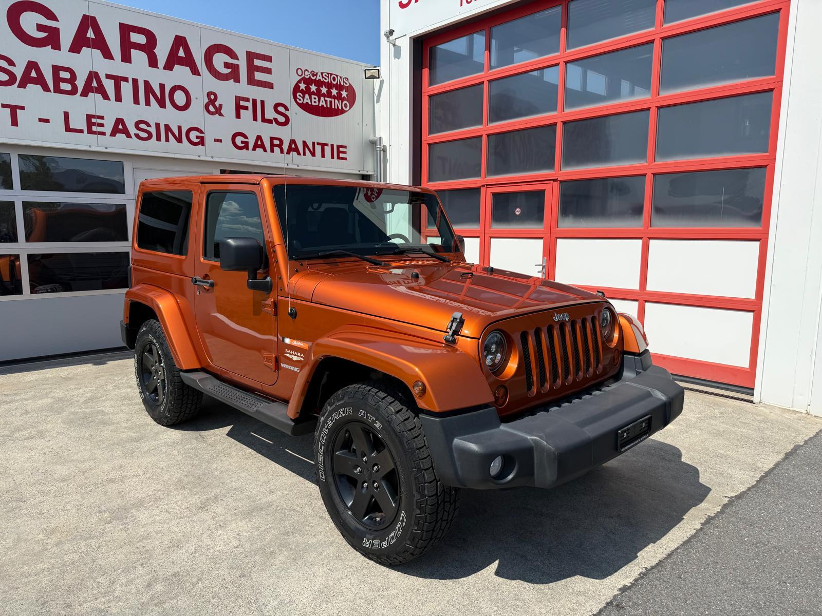 JEEP Wrangler 3.8 Sahara Automatic-image-2