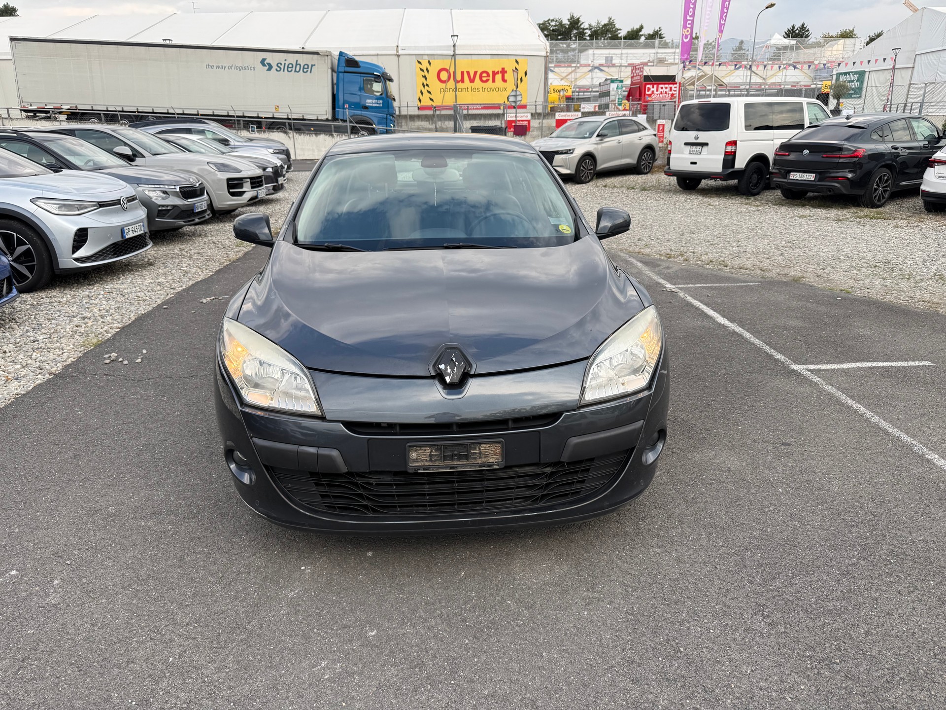 RENAULT Mégane 2.0 16V Expression CVT-image-0