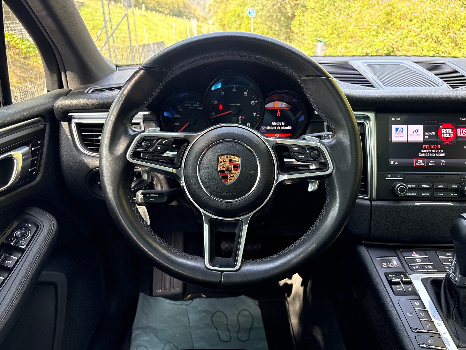 PORSCHE Macan PDK-image-9
