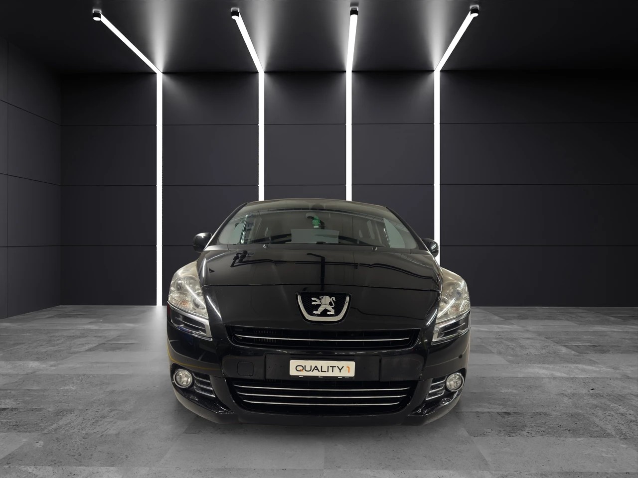 PEUGEOT 5008 1.6 16V T Sport-image-1