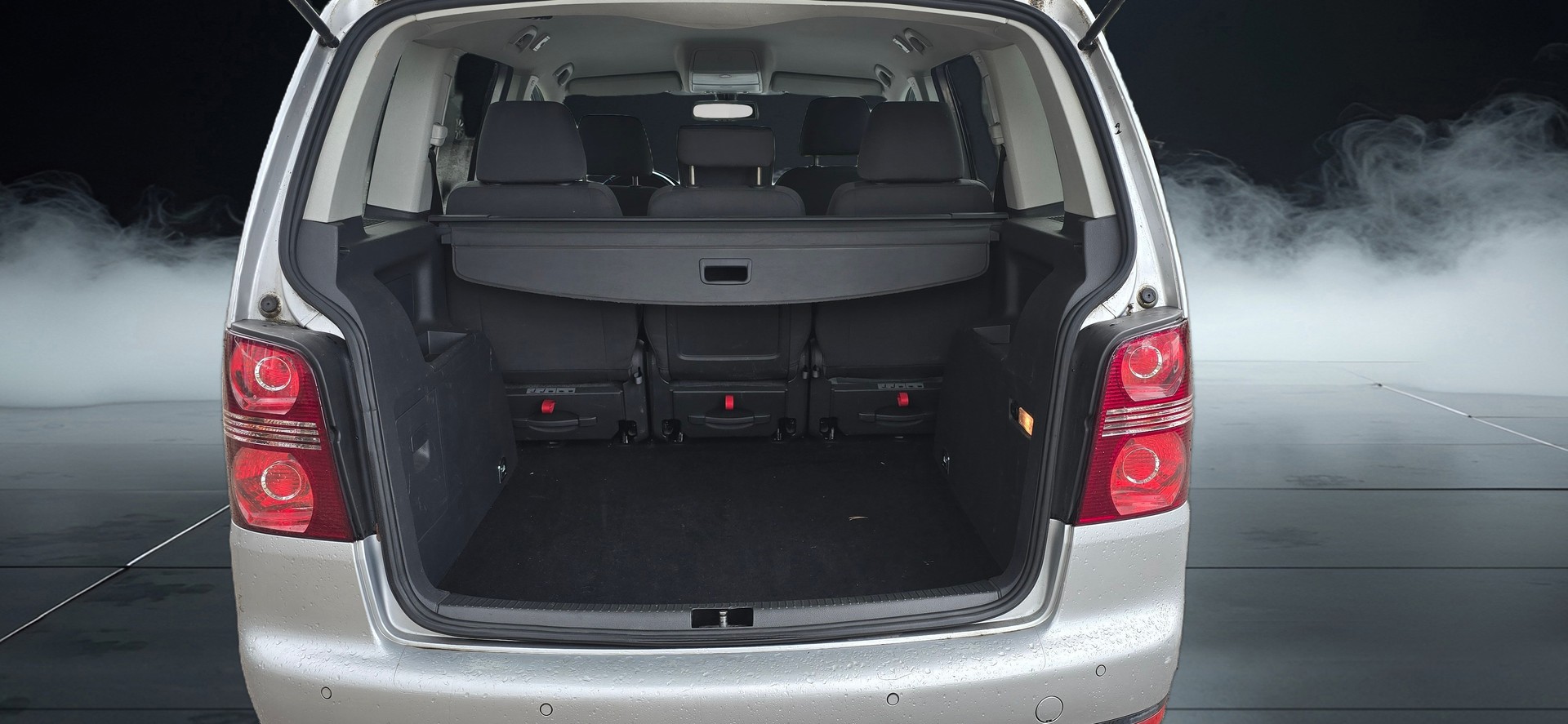VW Touran 1.4 TSI Trendline DSG-image-12