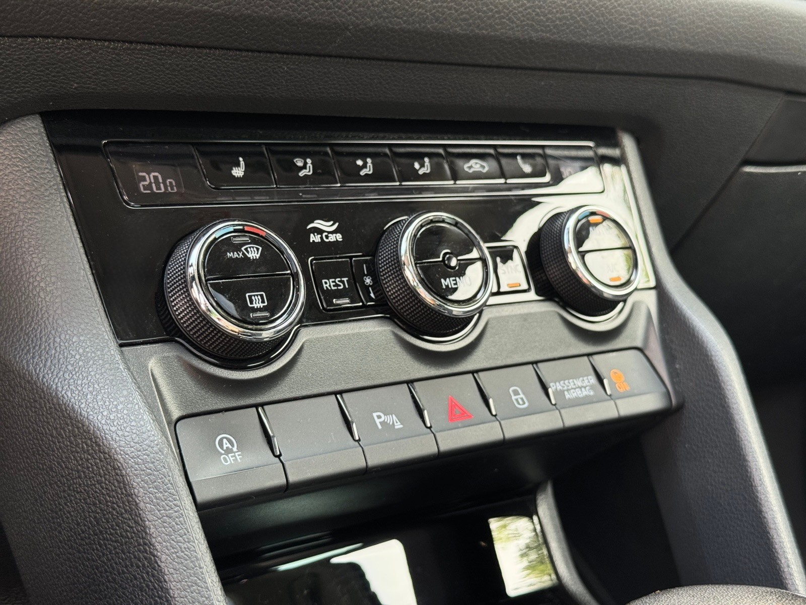 SKODA Kodiaq 1.5 TSI ACT Ambition 4x4-image-19