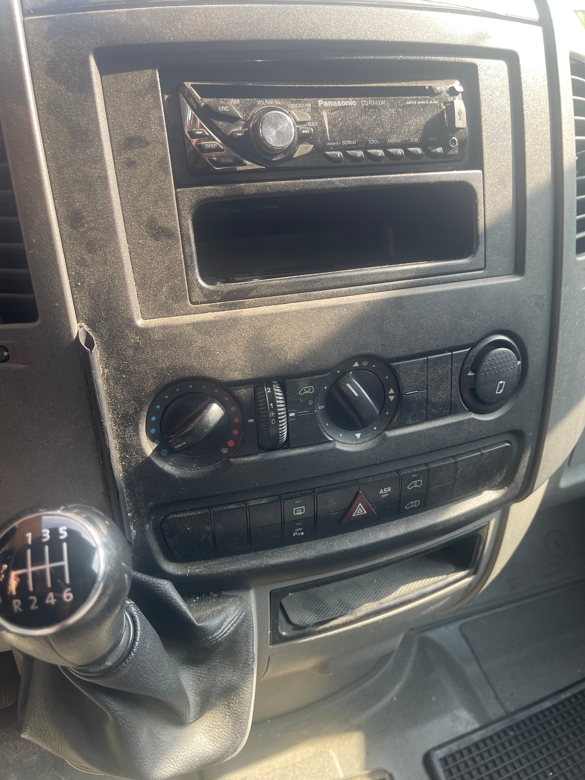 VW Crafter 35 2.0 TDI CR-image-10