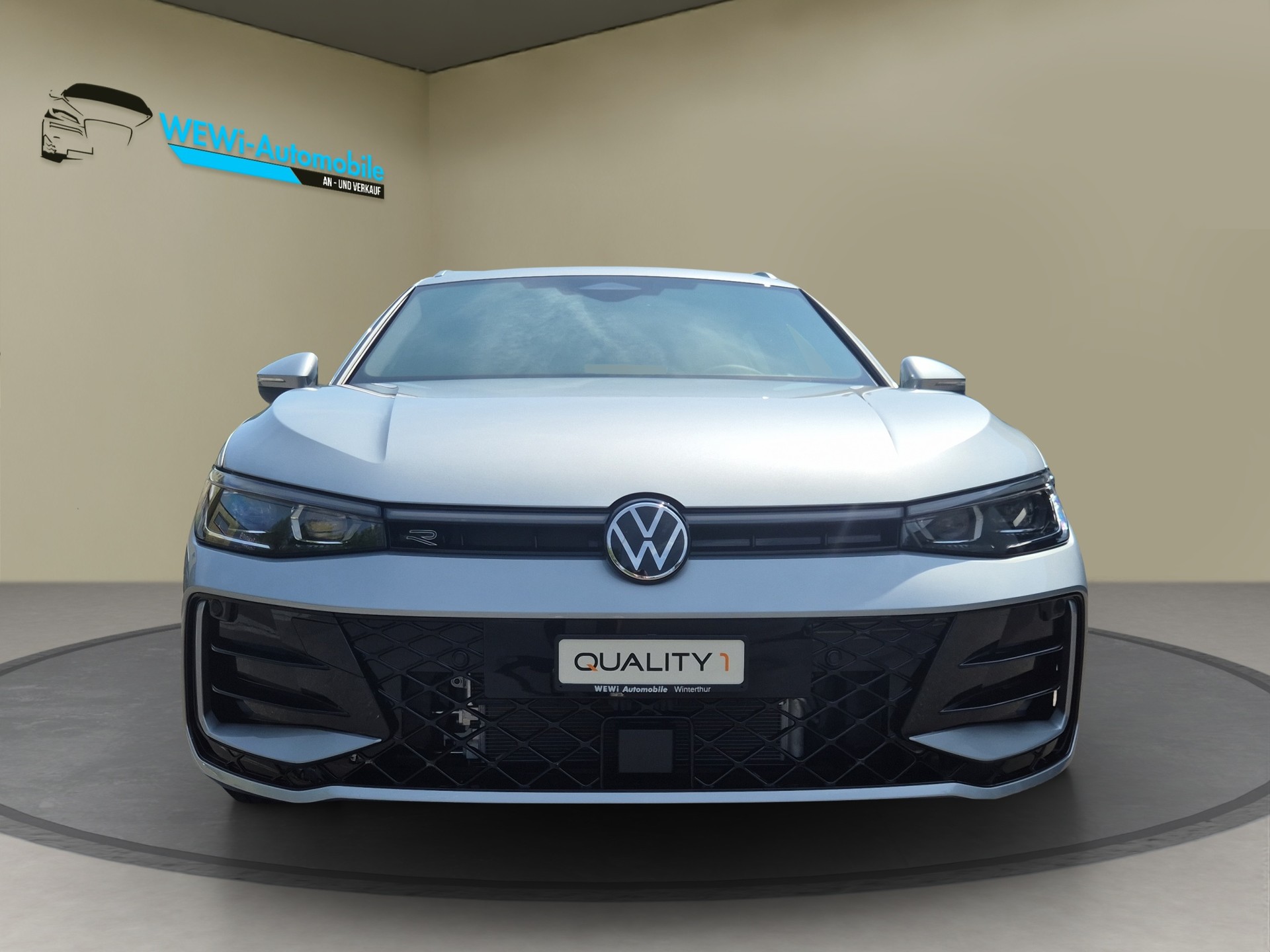 VW Passat Variant 1.5 TSI evo2 Plug-In- Hybrid R-Line DSG-image-7