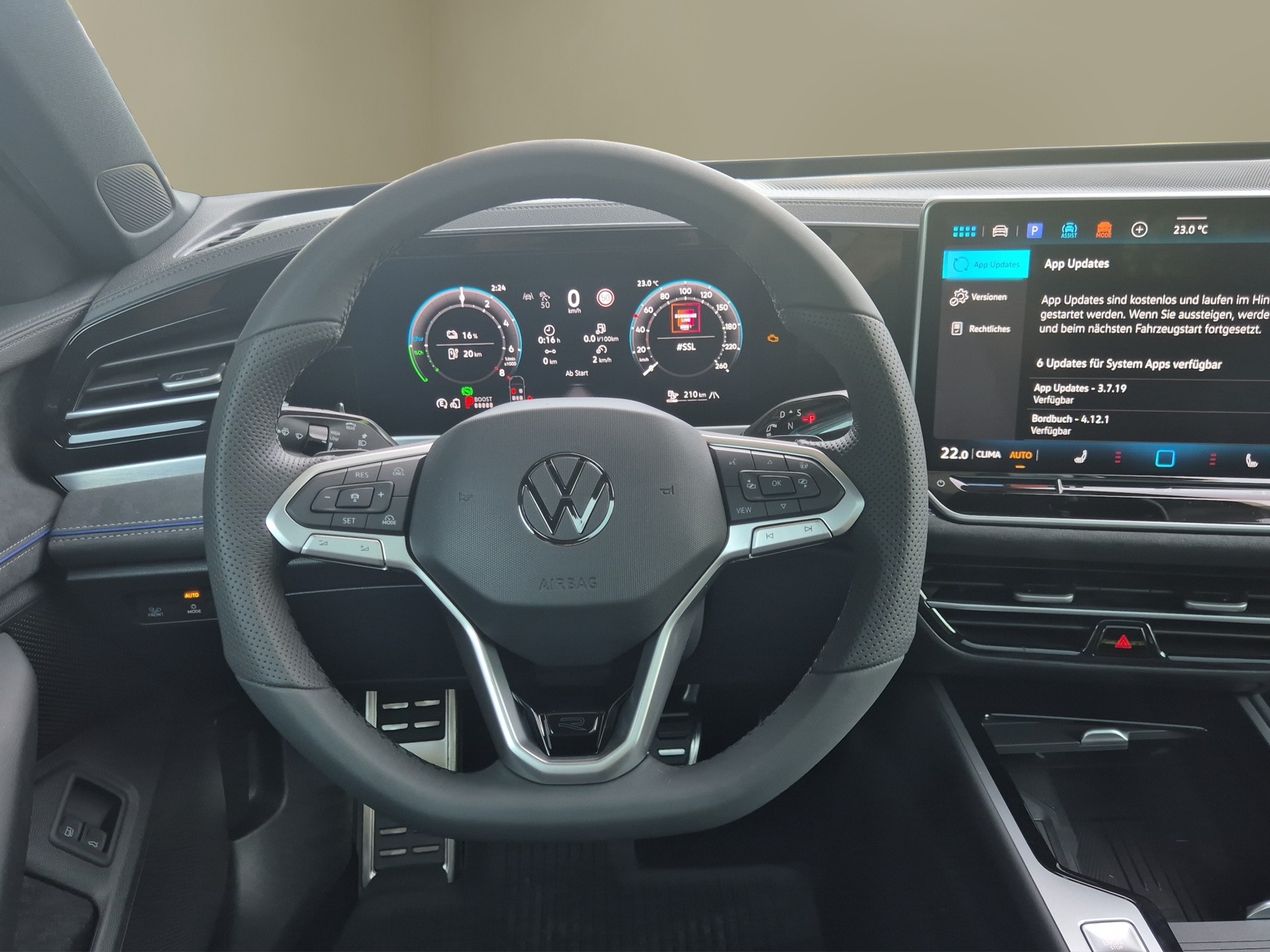 VW Passat Variant 1.5 TSI evo2 Plug-In- Hybrid R-Line DSG-image-12