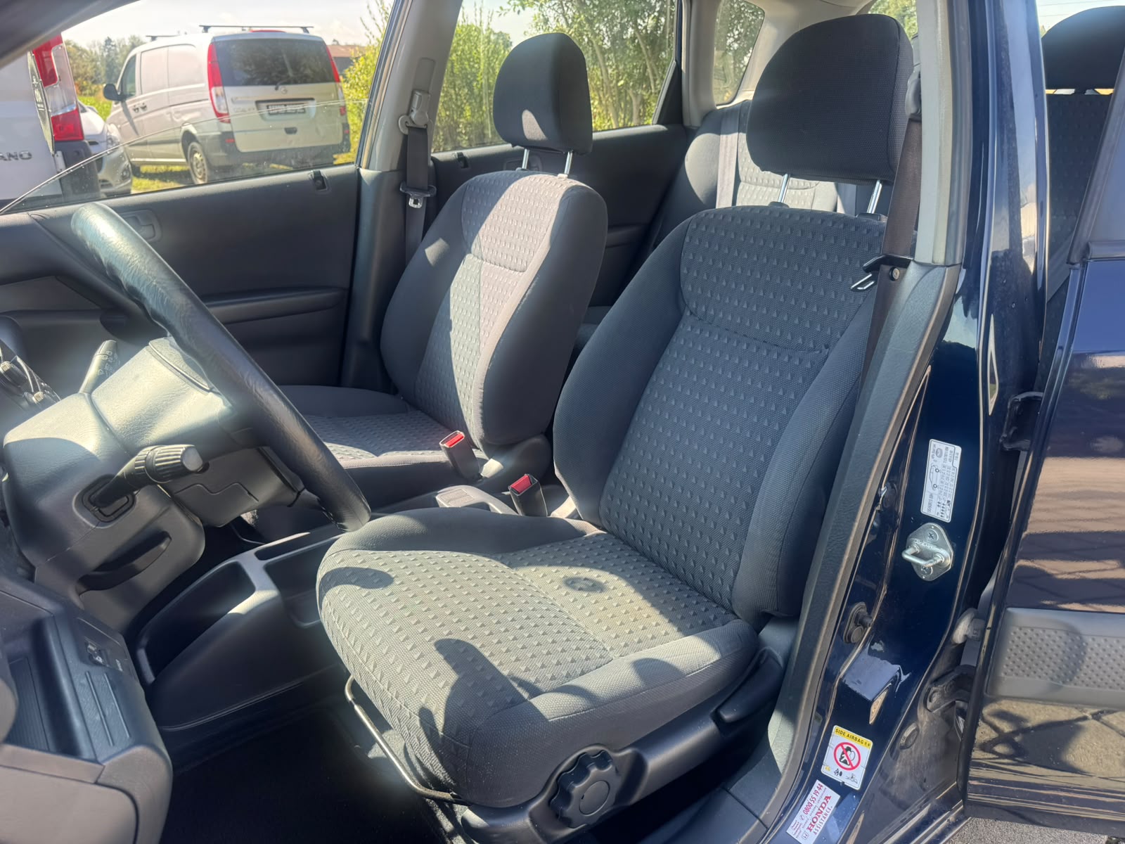 HONDA Civic 1.6i-image-12
